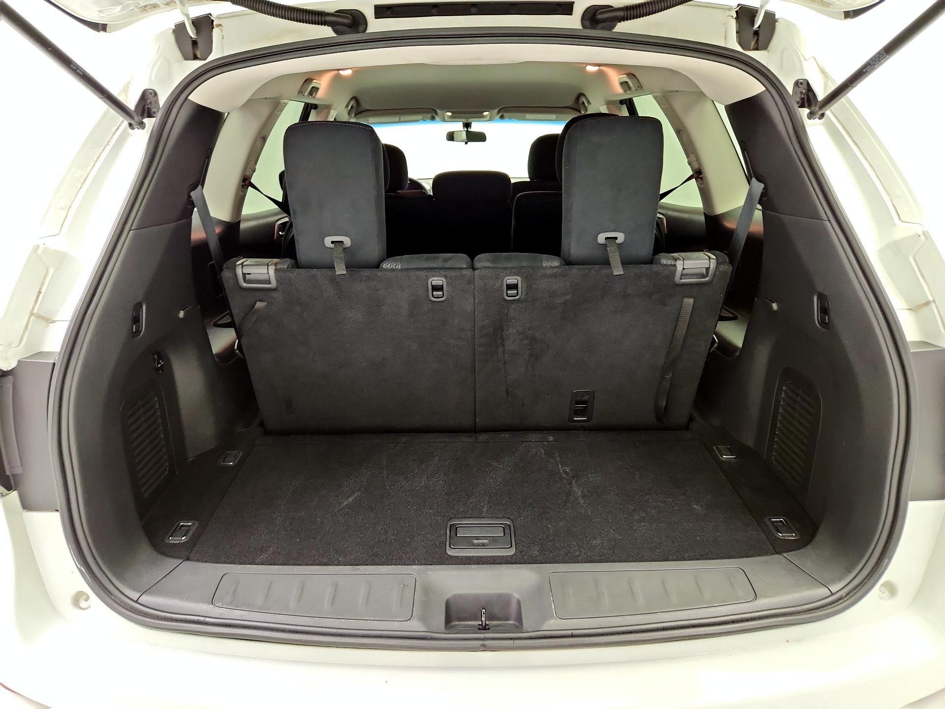 Thumbnail: 2015 Nissan Pathfinder - 20