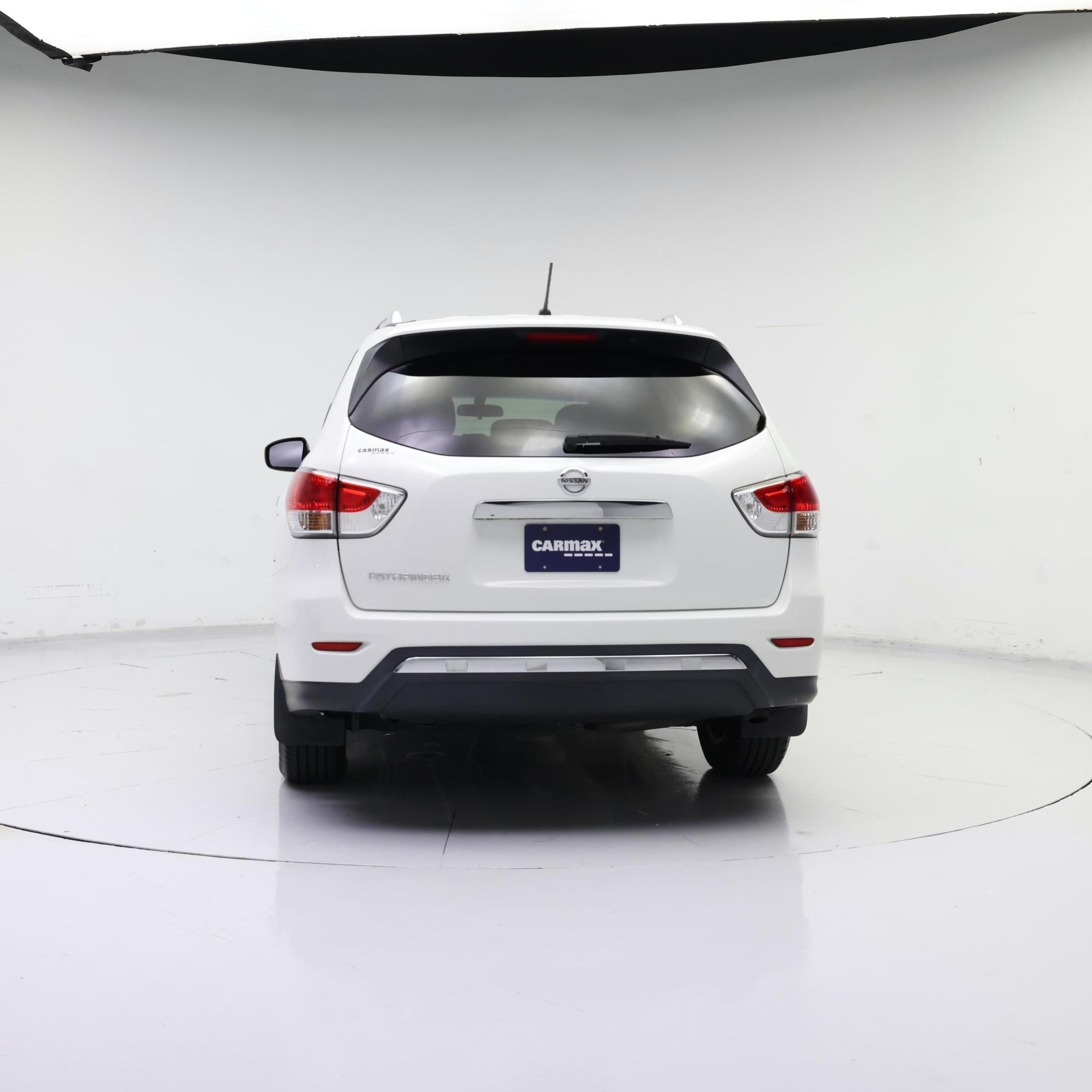 Thumbnail: 2015 Nissan Pathfinder - 6