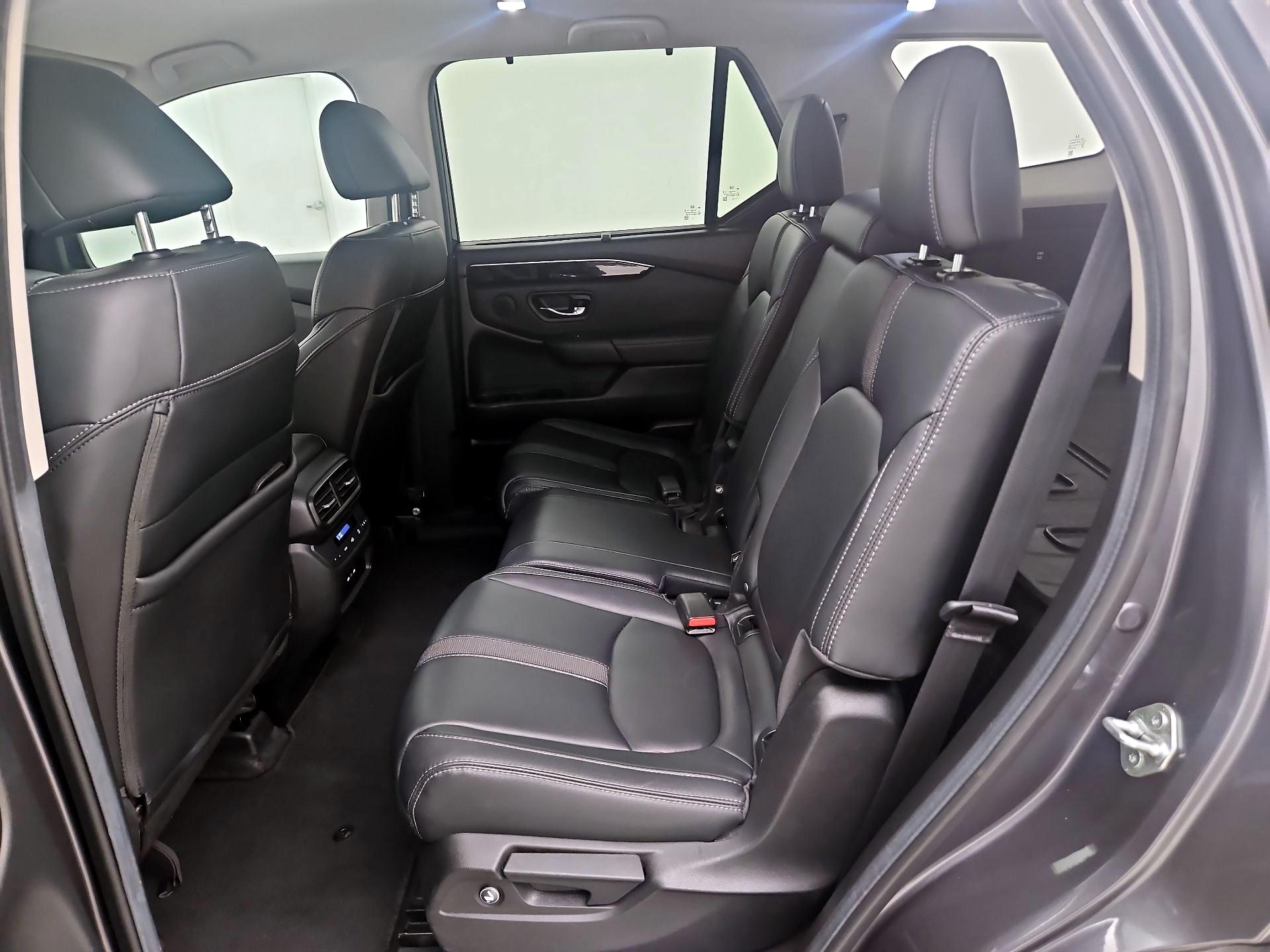 Thumbnail: 2025 Honda Pilot - 19
