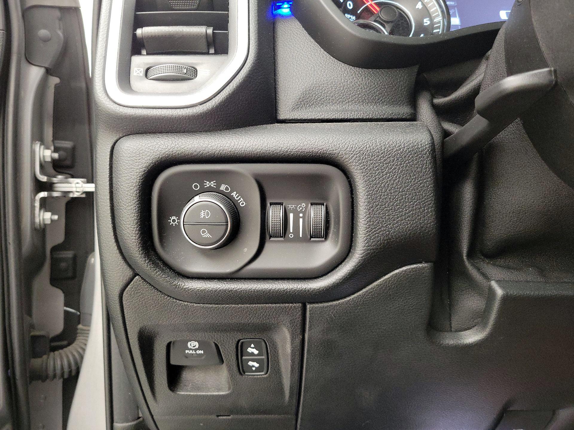 Thumbnail: 2021 RAM 1500 - 13