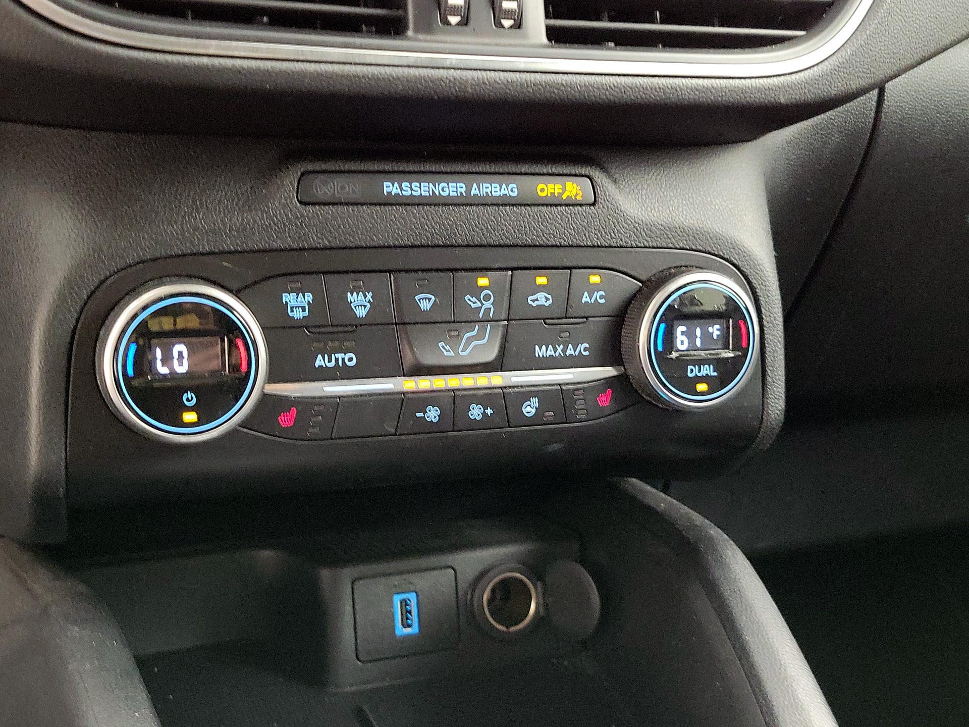 Thumbnail: 2020 Ford Escape - 16