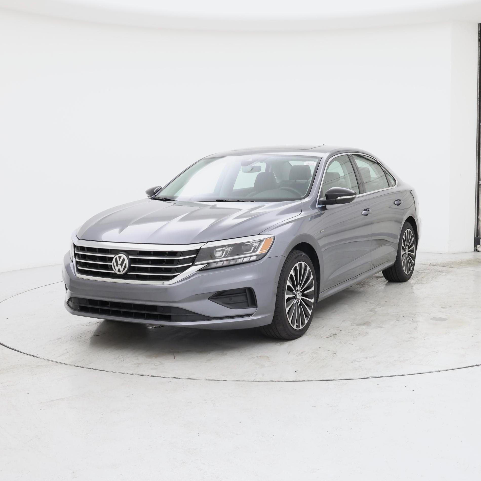 Thumbnail: 2022 Volkswagen Passat - 4