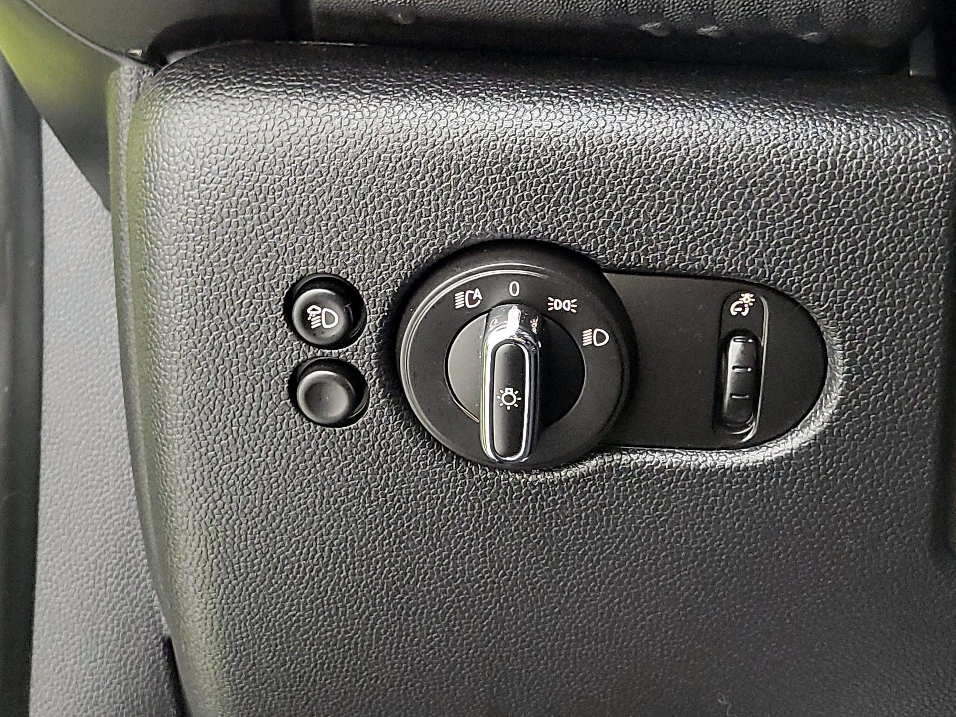 Thumbnail: 2024 MINI Cooper Hardtop - 13