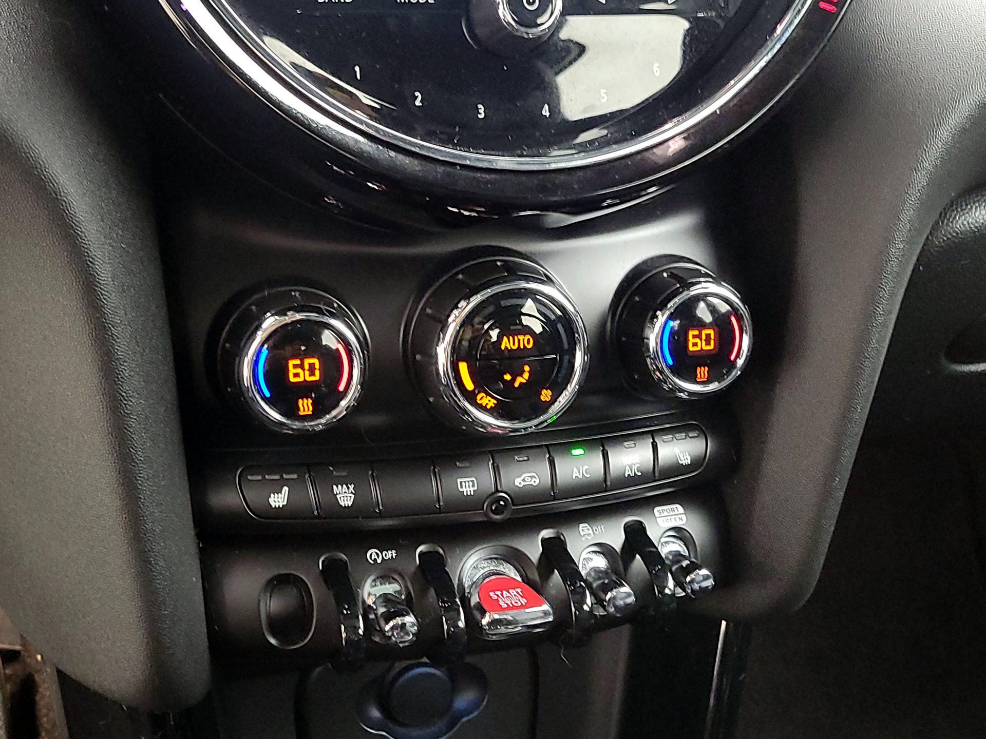 Thumbnail: 2024 MINI Cooper Hardtop - 16