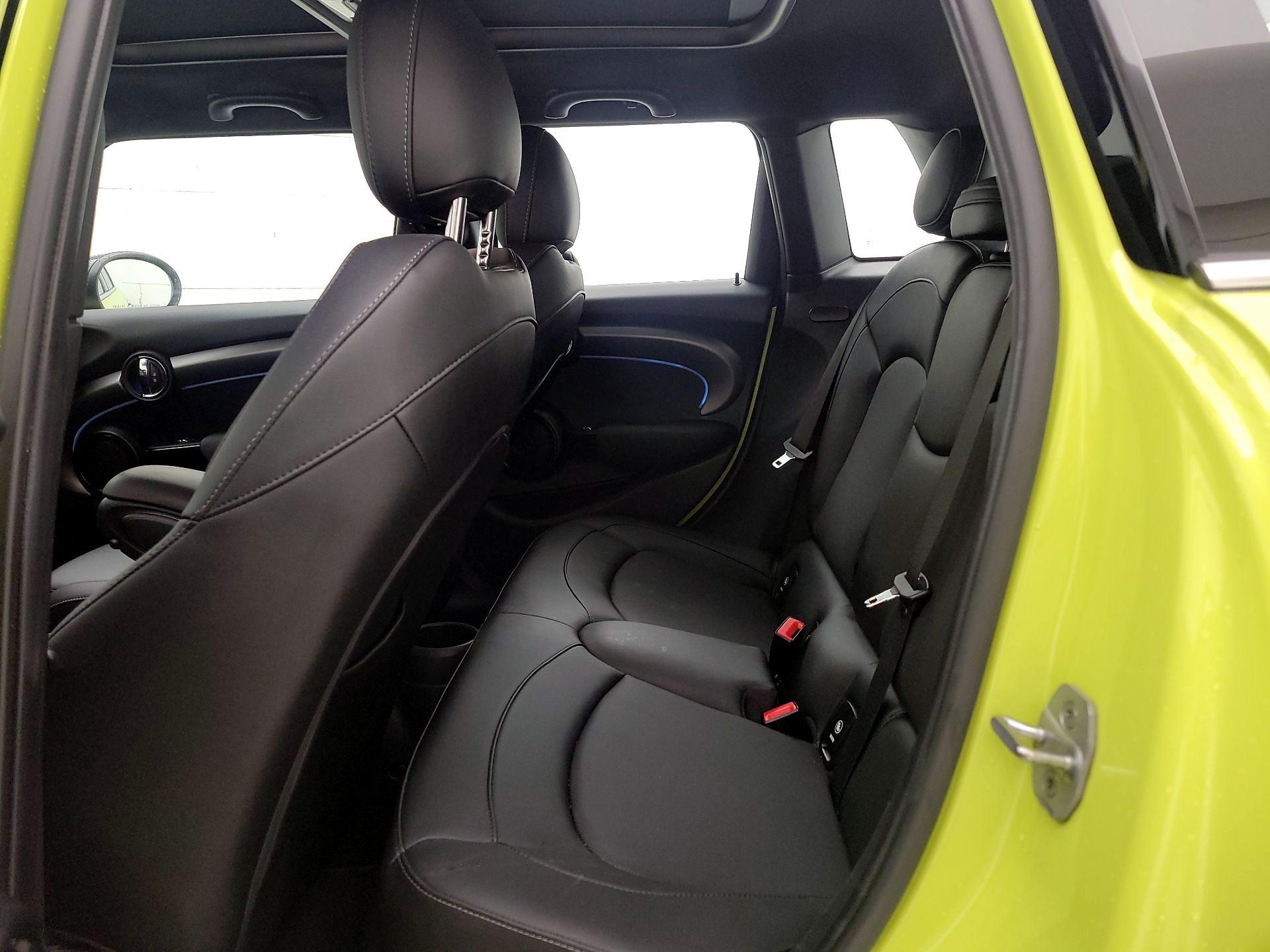 Thumbnail: 2024 MINI Cooper Hardtop - 19
