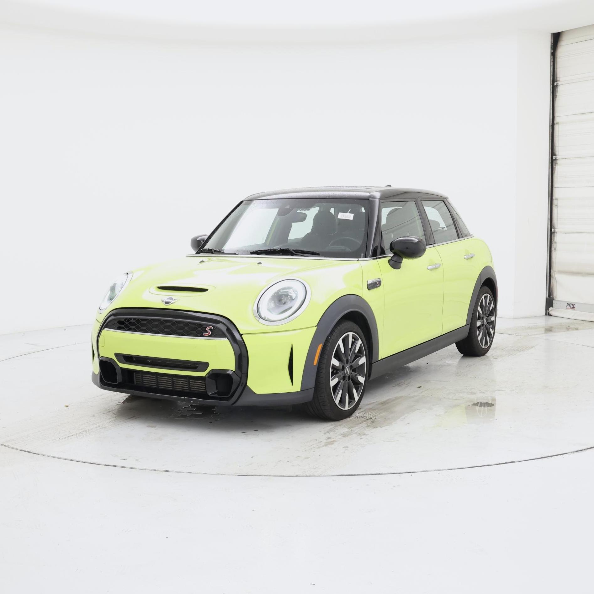 Thumbnail: 2024 MINI Cooper Hardtop - 4