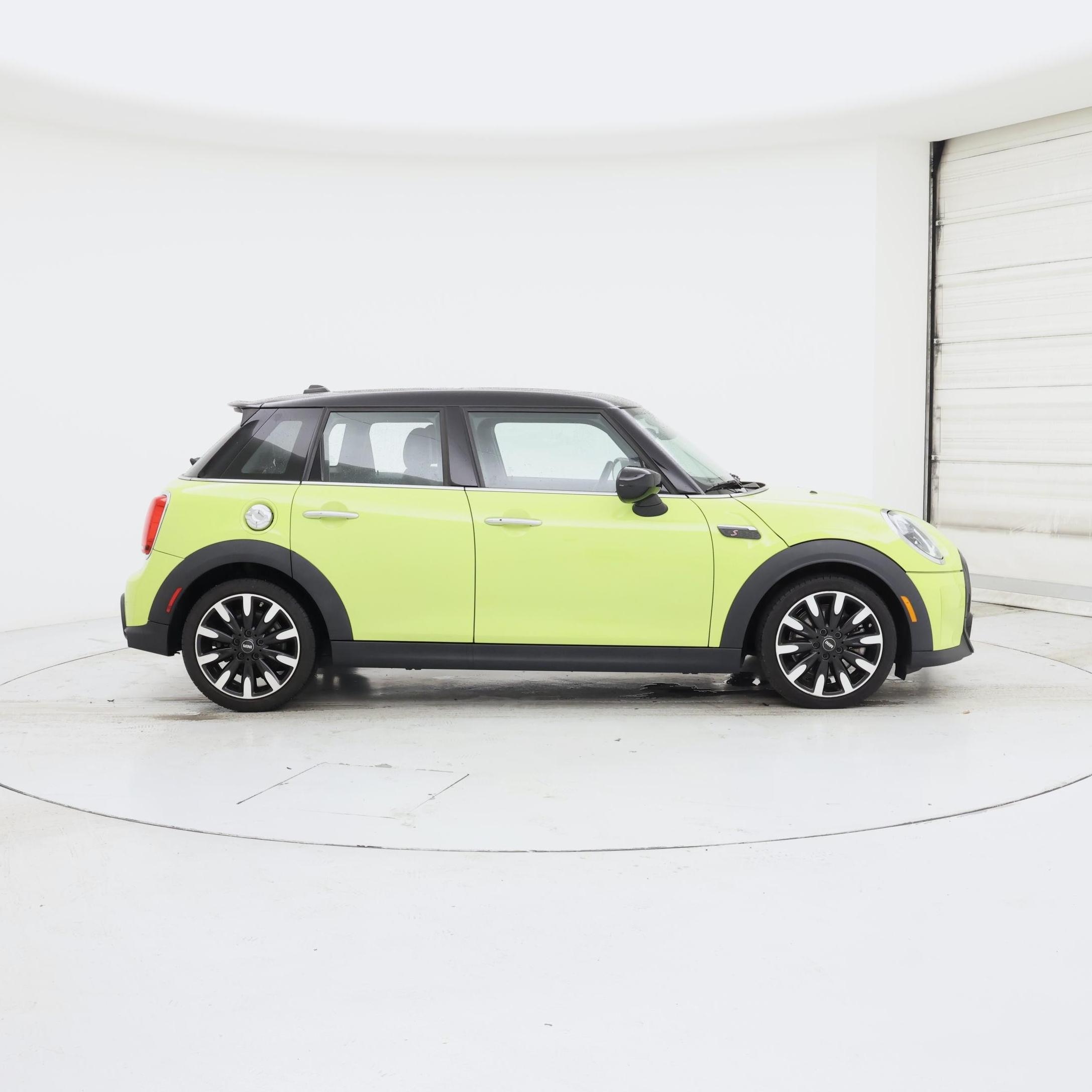 Thumbnail: 2024 MINI Cooper Hardtop - 7