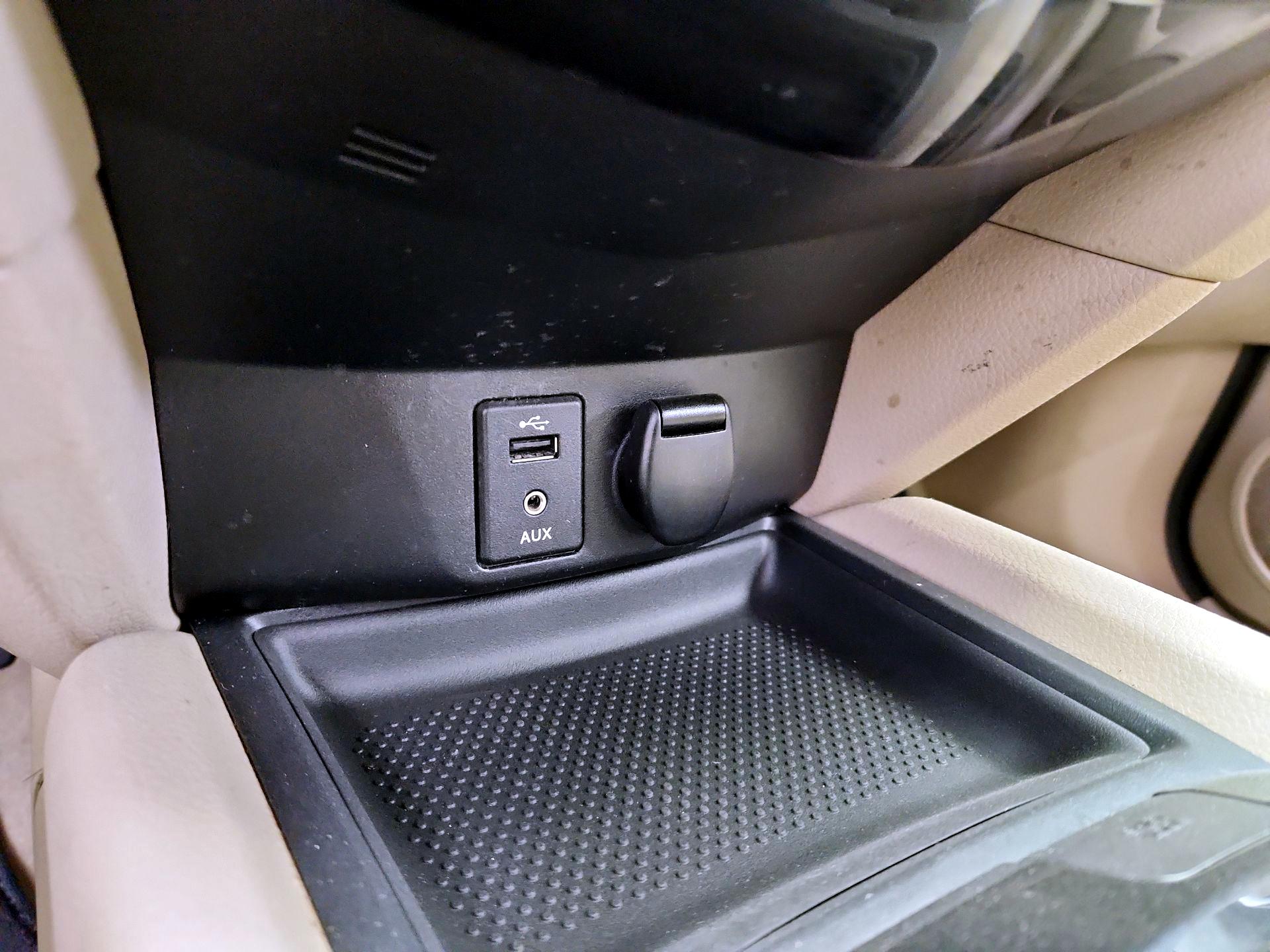 Thumbnail: 2015 Nissan Rogue - 18