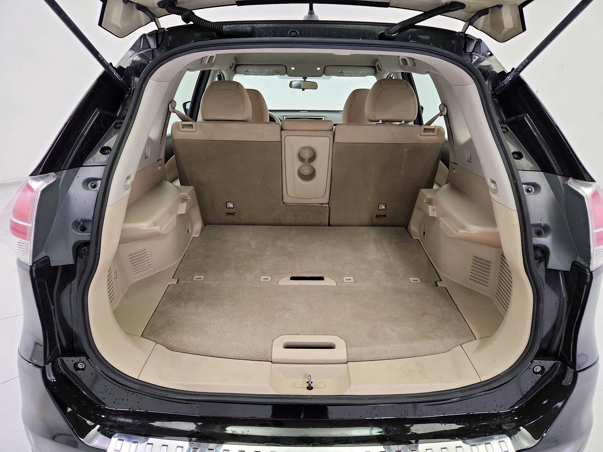 Thumbnail: 2015 Nissan Rogue - 20