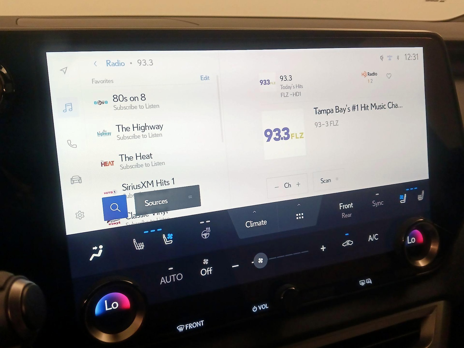 2026 Lexus RX 350 - Photo 17