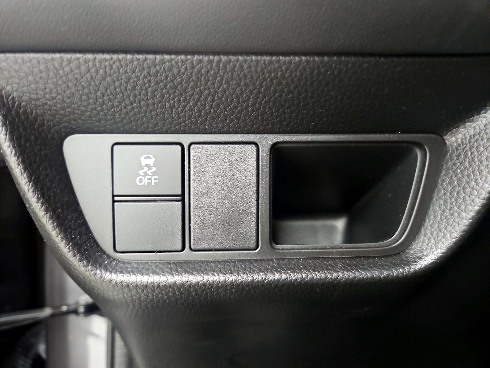 2025 Honda HR-V LX - Photo 14