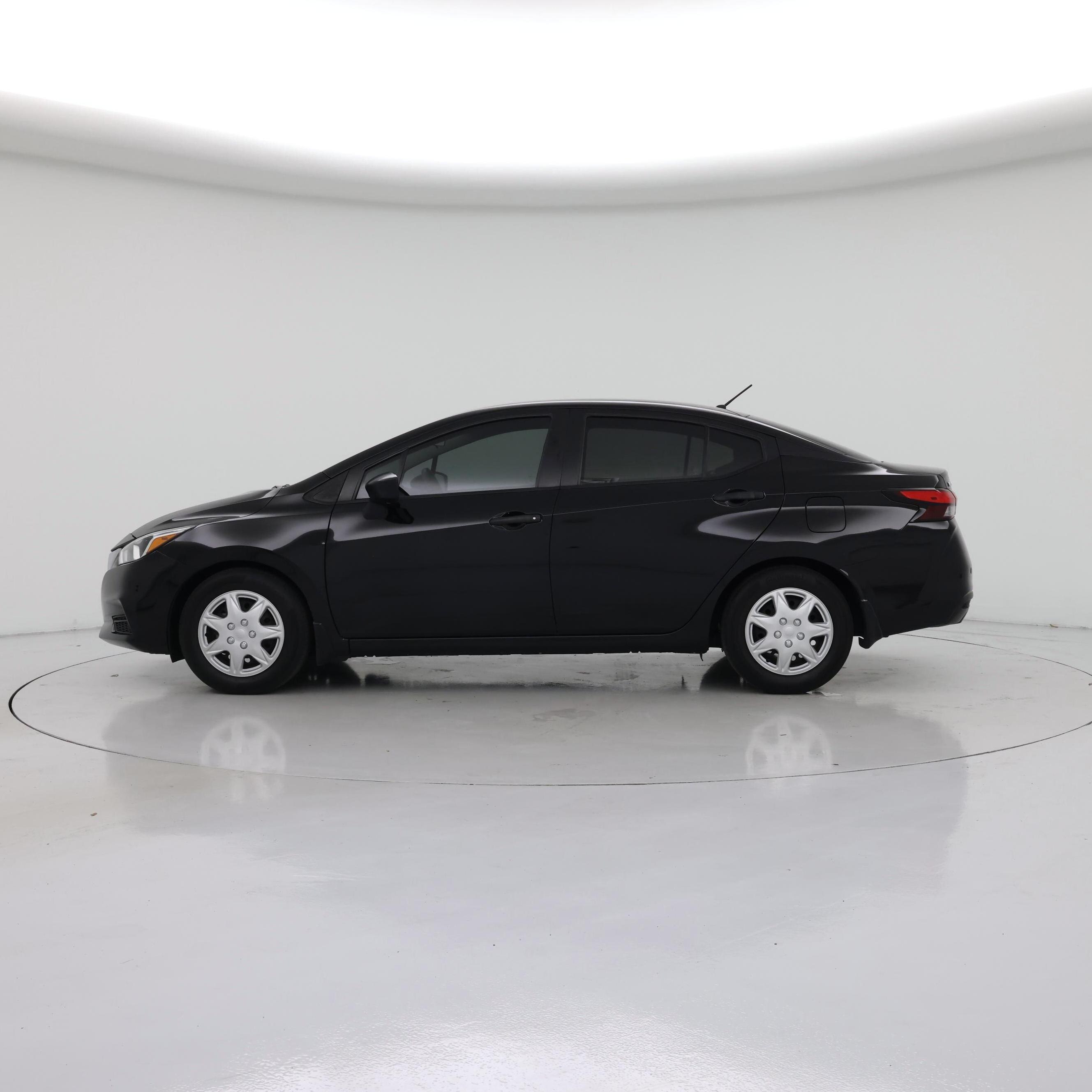 Thumbnail: 2021 Nissan Versa - 3