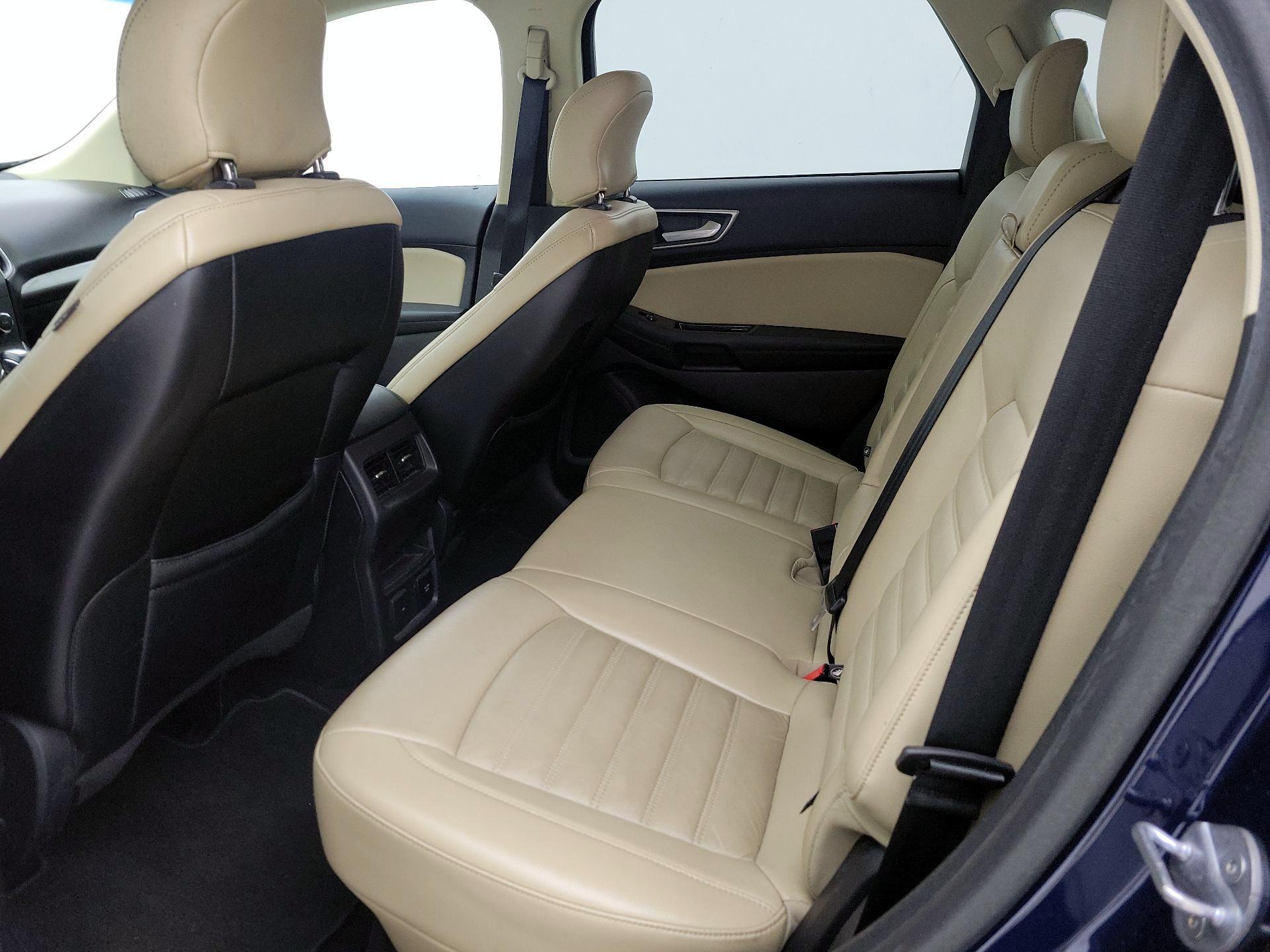 Thumbnail: 2017 Ford Edge - 20