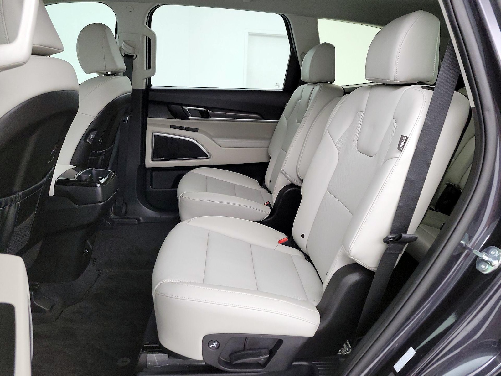 2025 Kia Telluride S - Photo 22