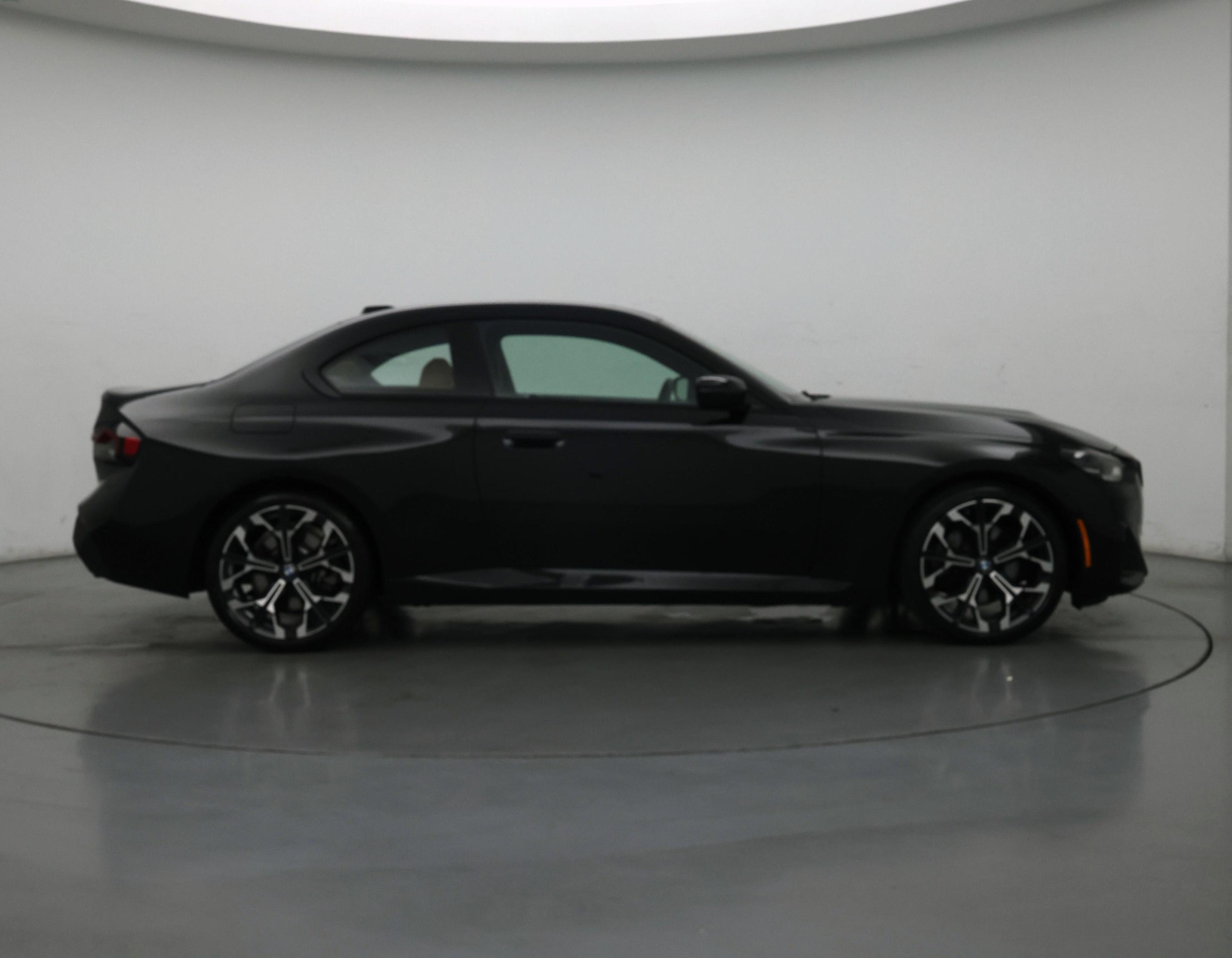 Thumbnail: 2025 BMW 2 Series - 7