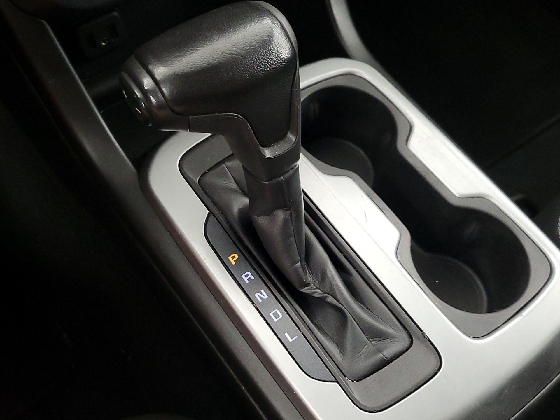 Thumbnail: 2021 Chevrolet Colorado - 17
