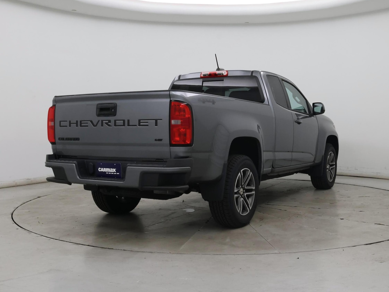 2021 Chevrolet Colorado LT - Photo 9