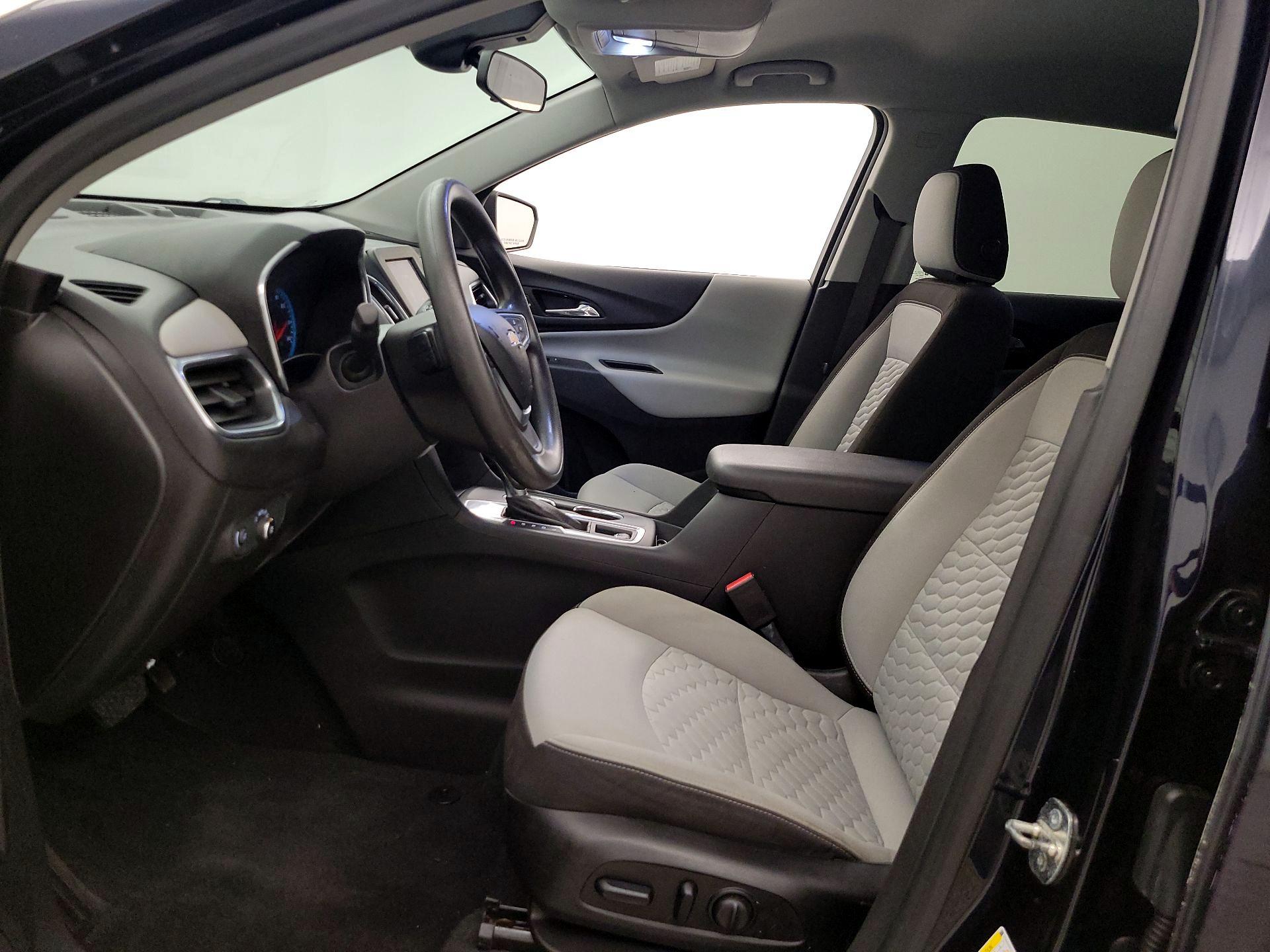 Thumbnail: 2020 Chevrolet Equinox - 11