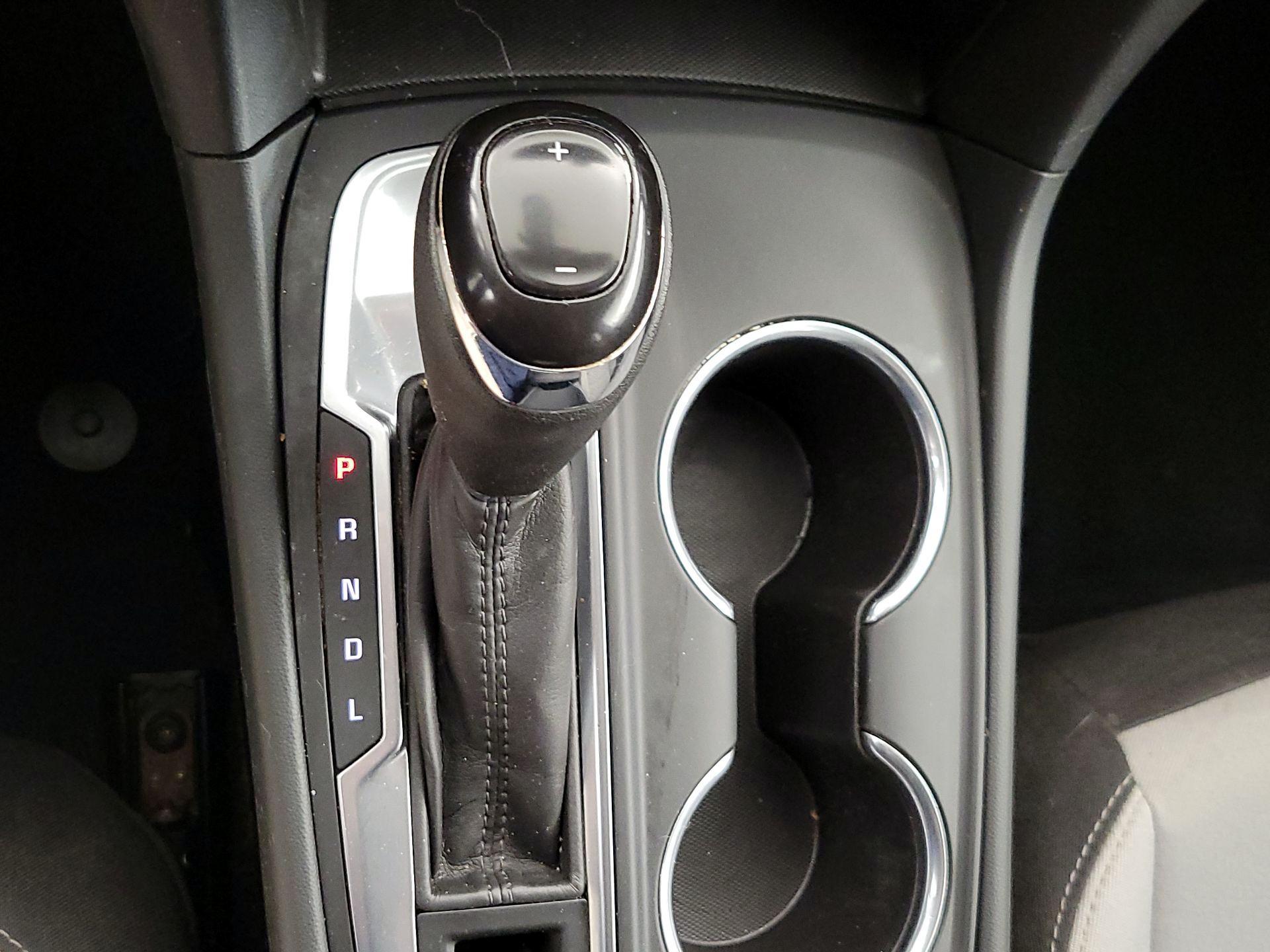 Thumbnail: 2020 Chevrolet Equinox - 17
