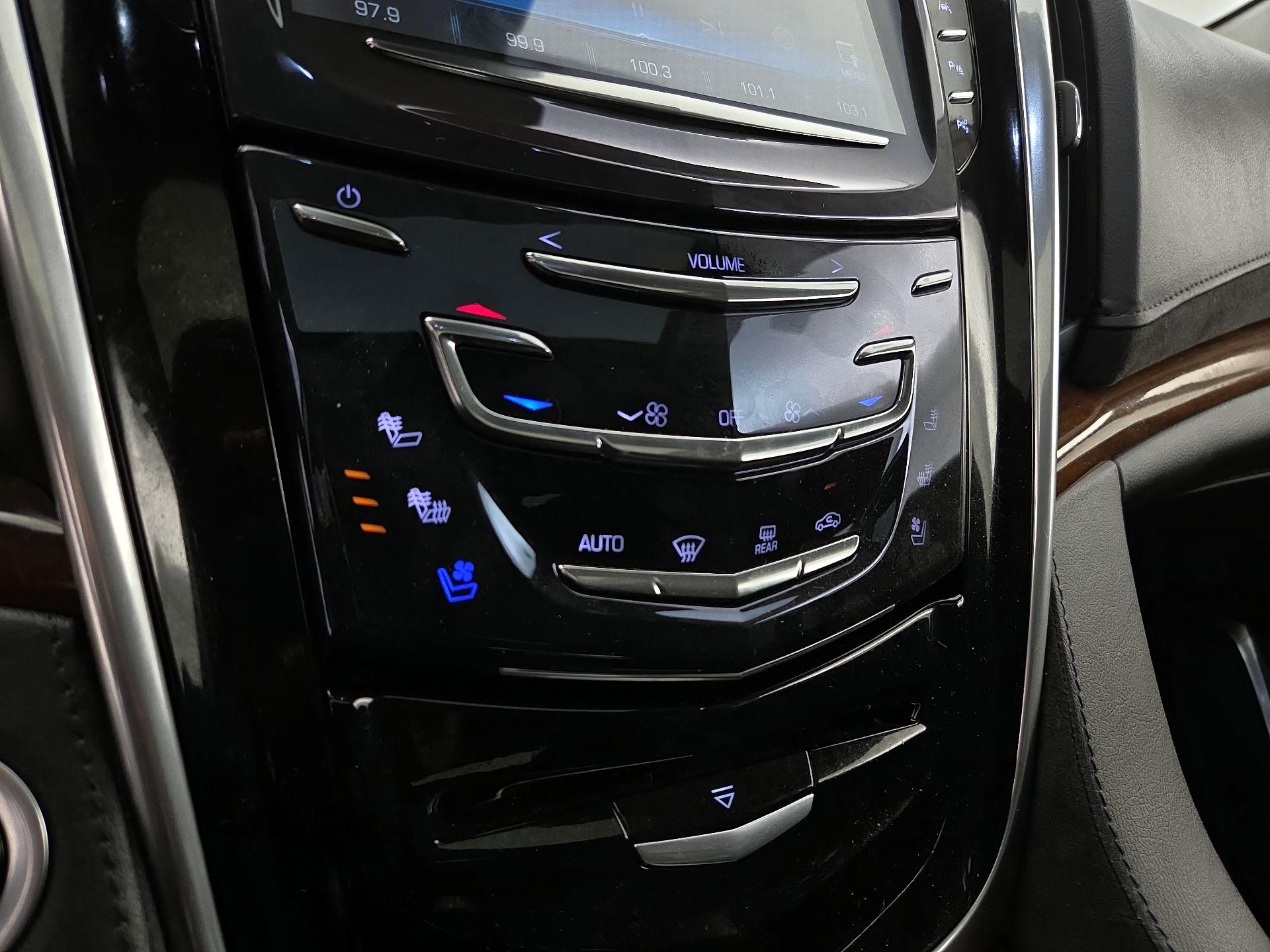 Thumbnail: 2020 Cadillac Escalade - 17