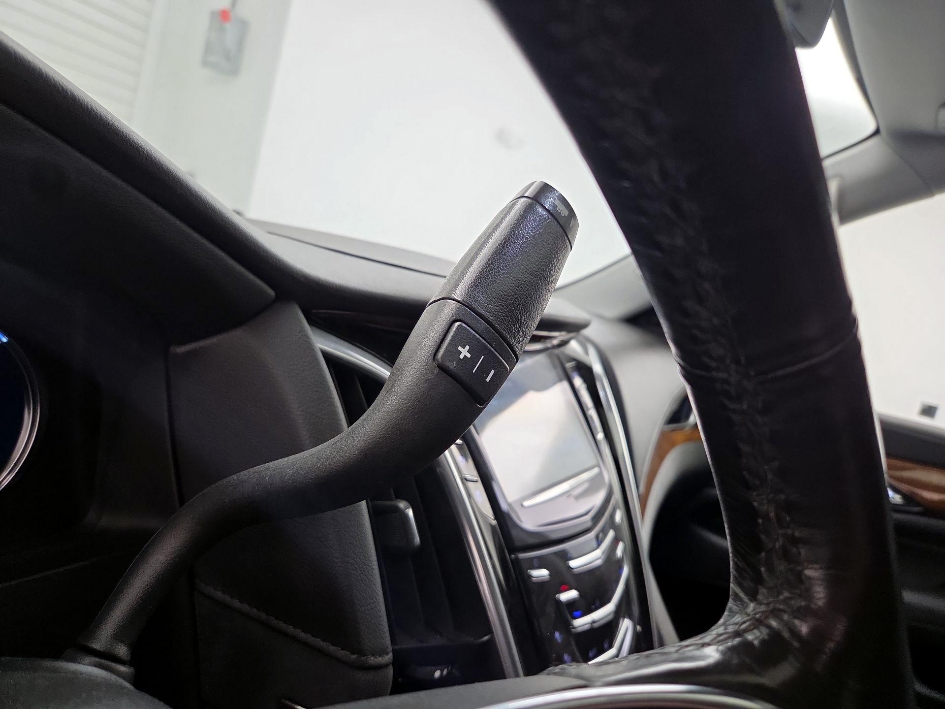 Thumbnail: 2020 Cadillac Escalade - 18