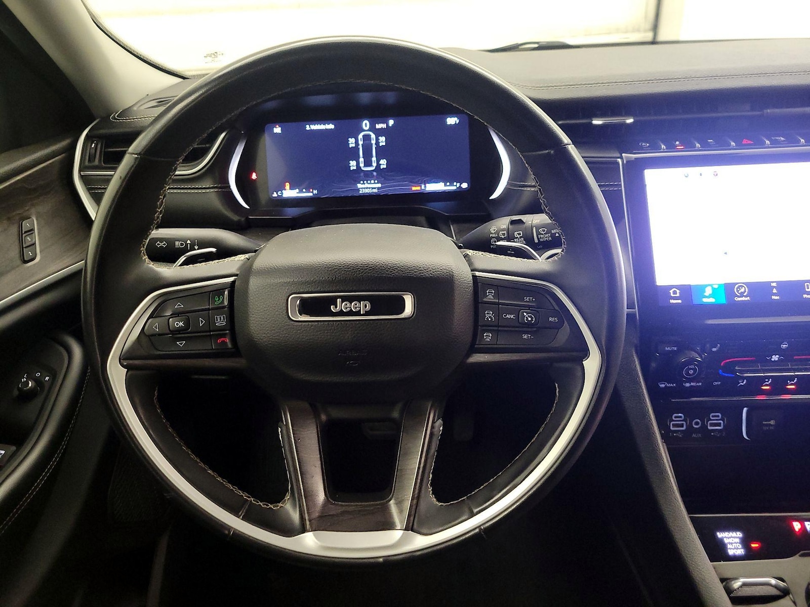 2023 Jeep Grand Cherokee L Limited - Photo 11