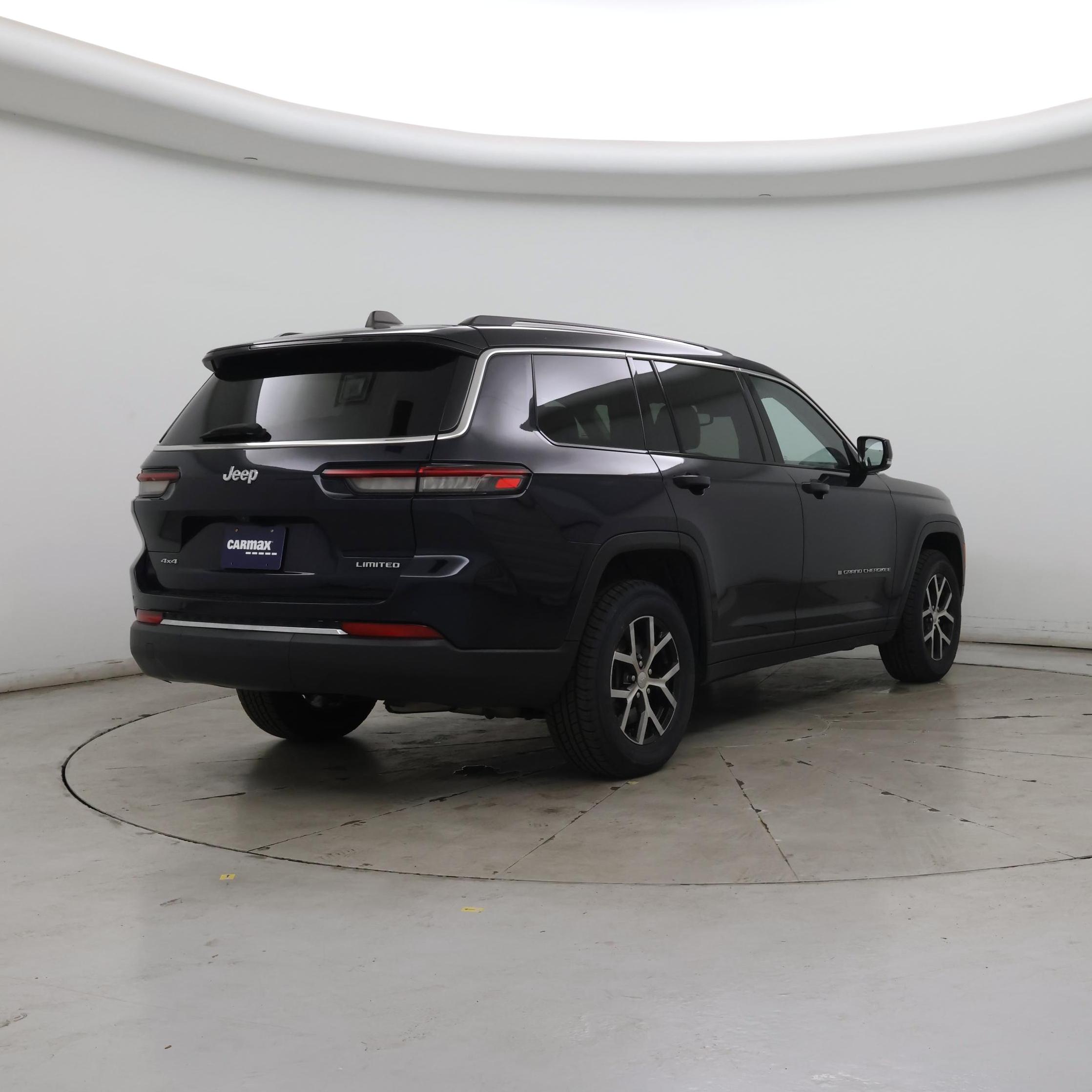 Thumbnail: 2023 Jeep Grand Cherokee L - 8