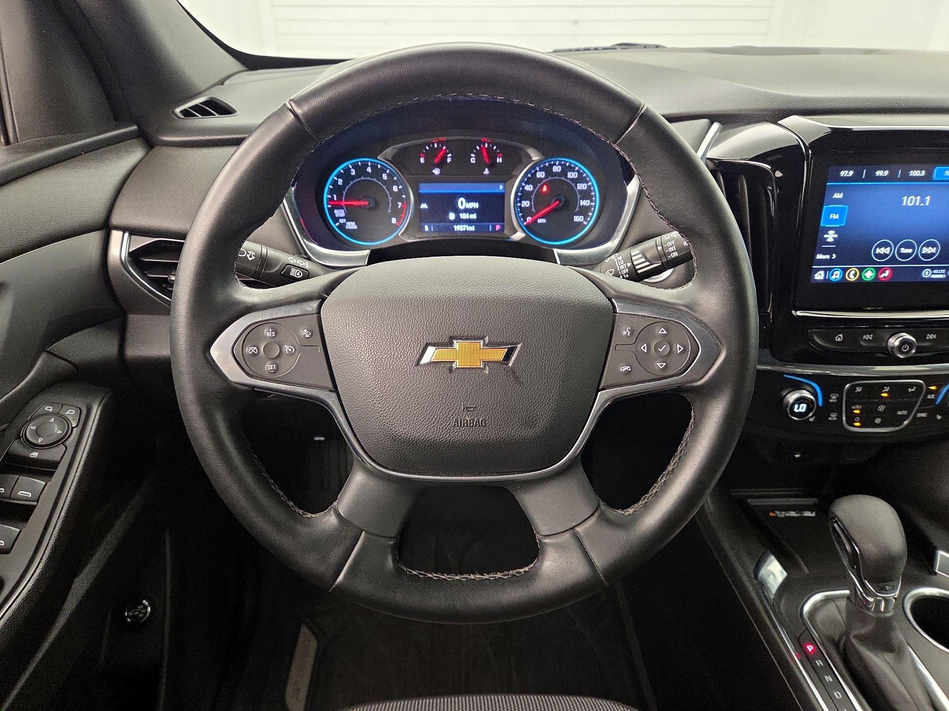 Thumbnail: 2023 Chevrolet Traverse - 10