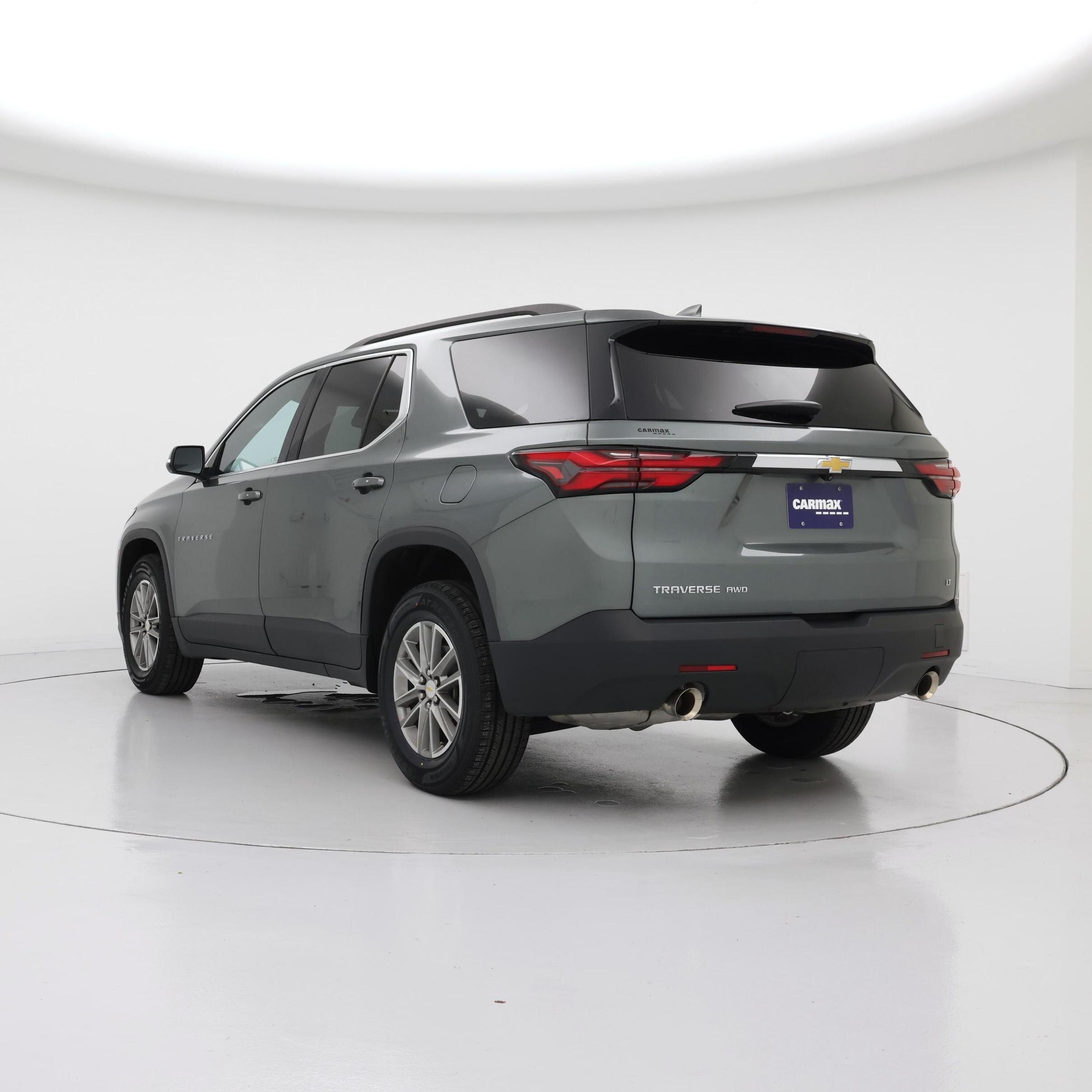 Thumbnail: 2023 Chevrolet Traverse - 2