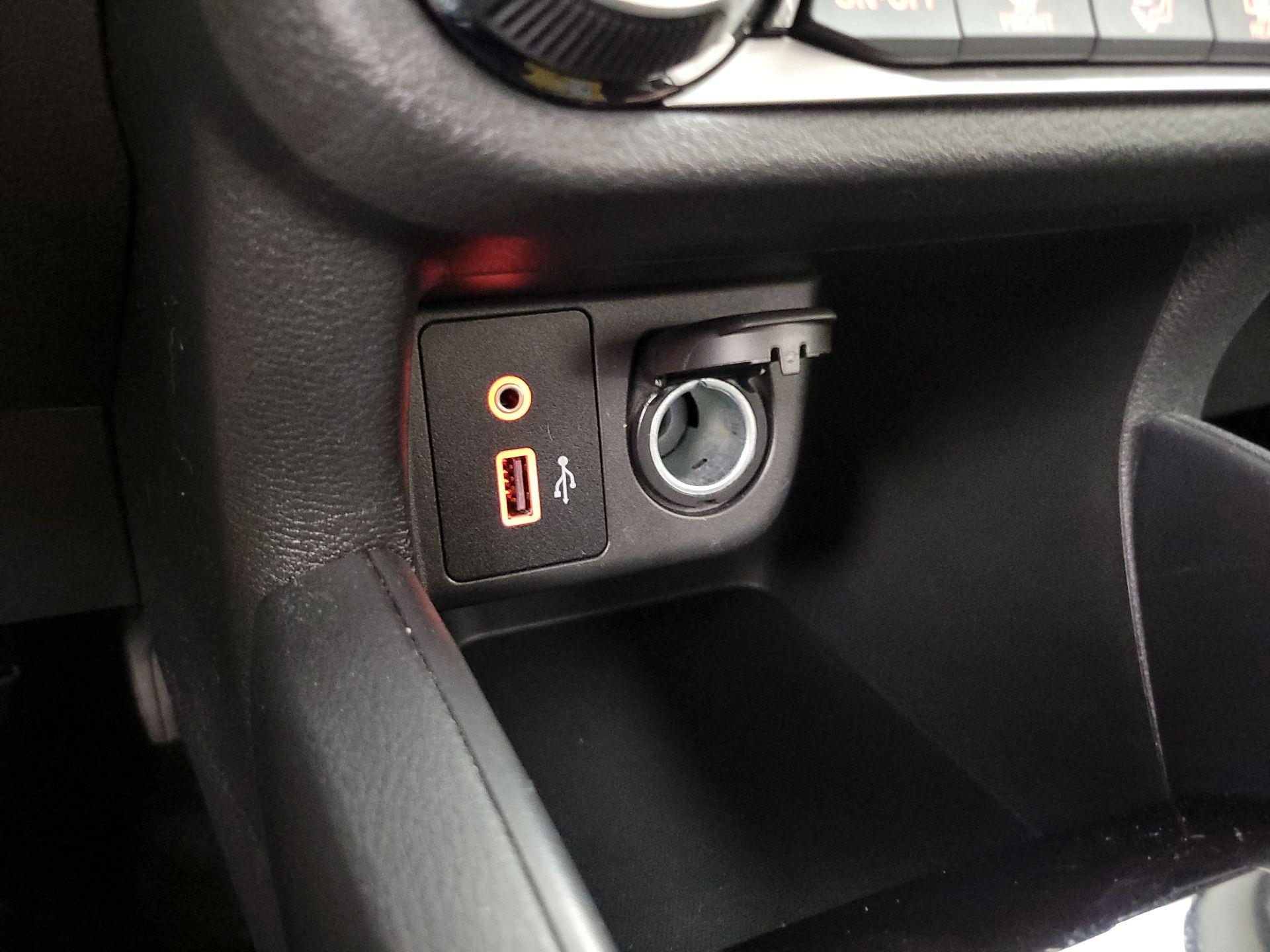 Thumbnail: 2021 Nissan Versa - 17