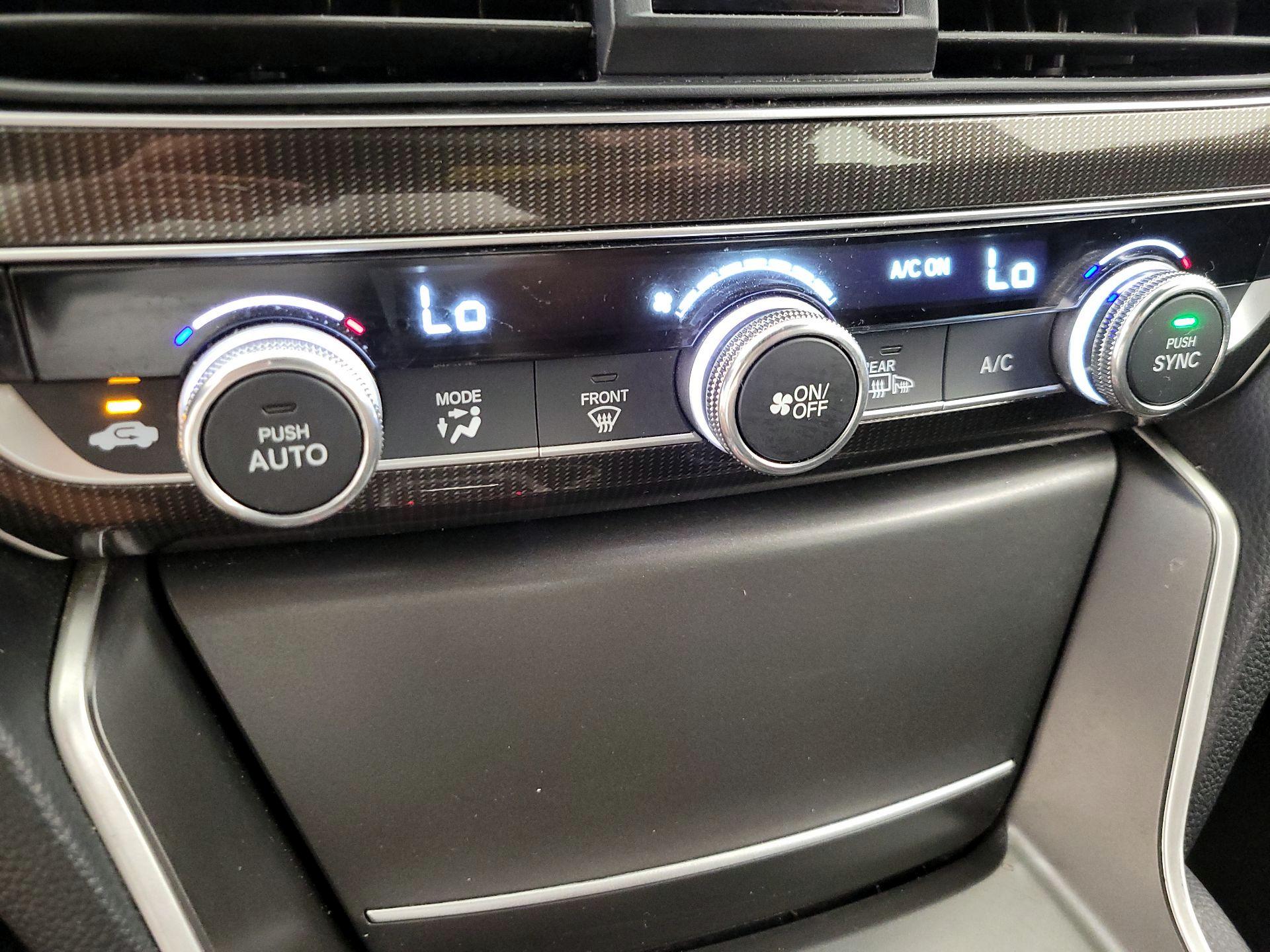 Thumbnail: 2021 Honda Accord - 16