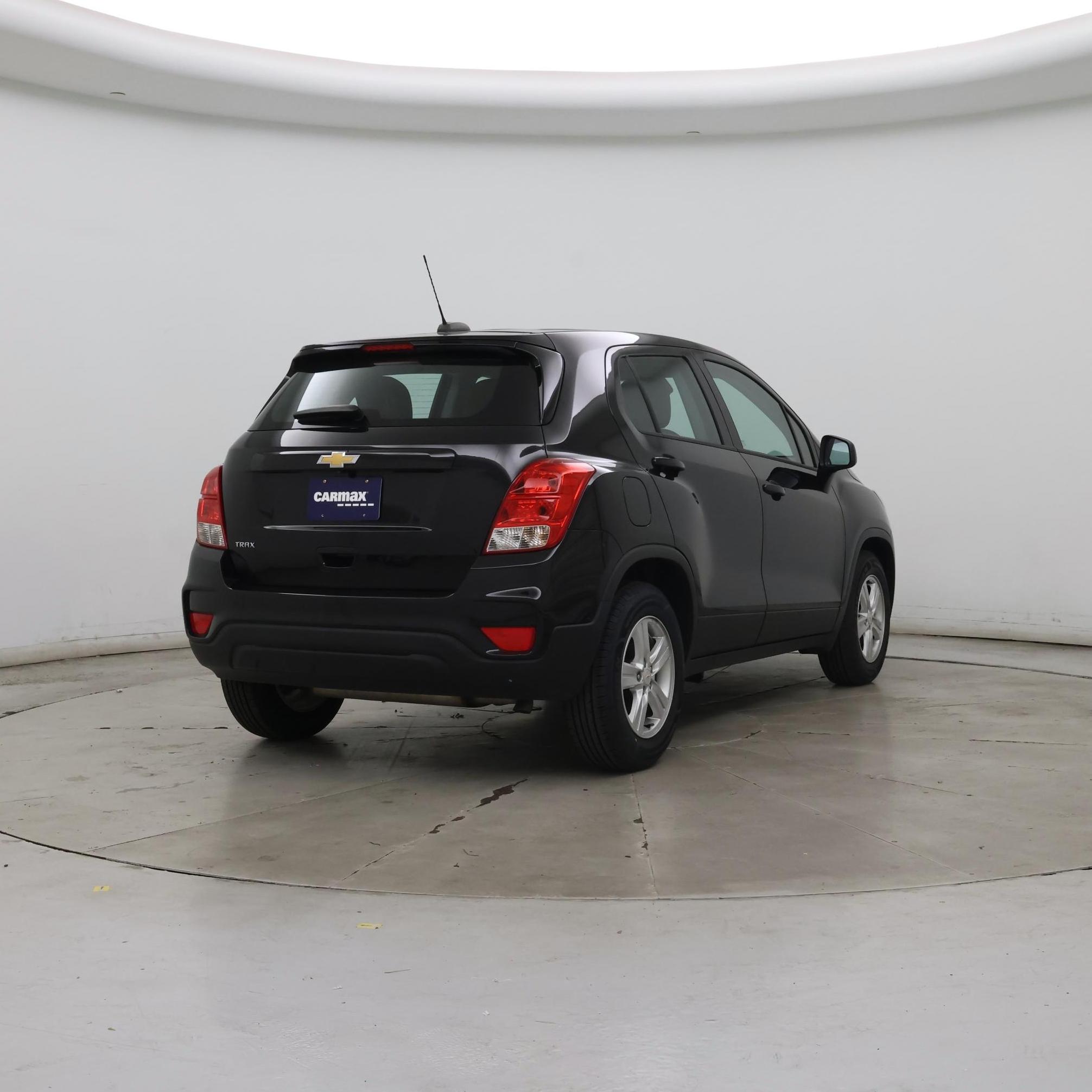 Thumbnail: 2021 Chevrolet Trax - 8
