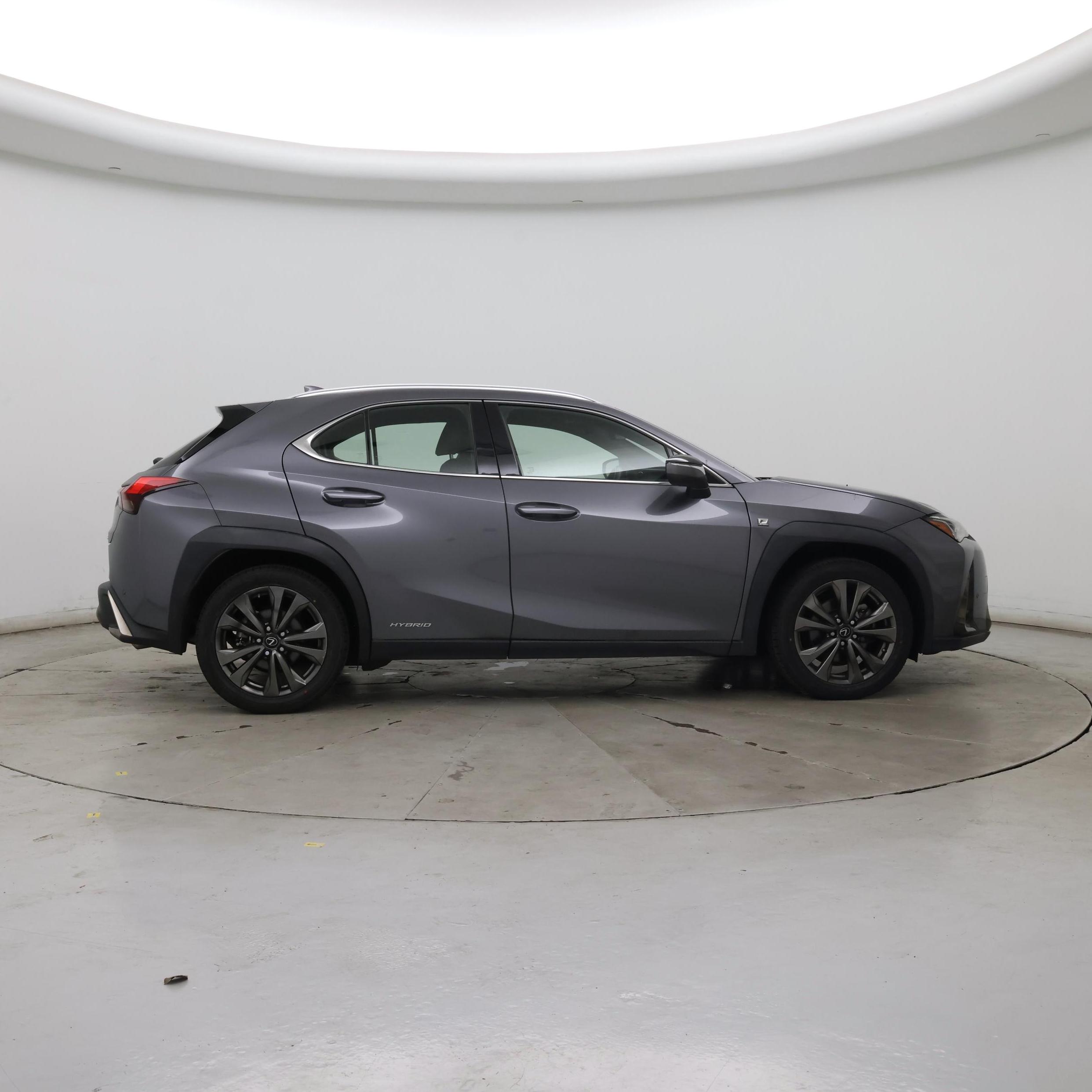 Thumbnail: 2021 Lexus UX - 7