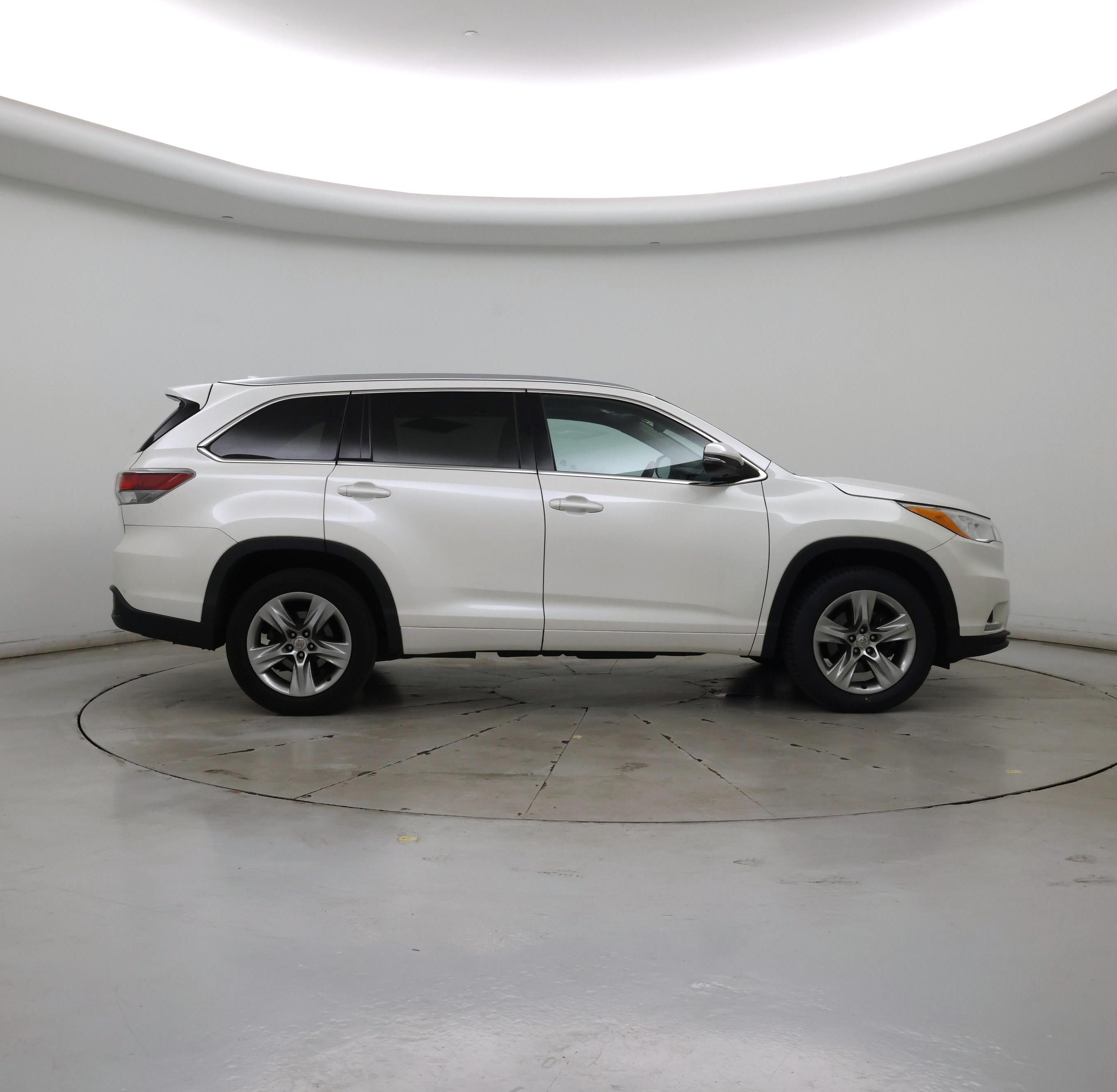 Thumbnail: 2015 Toyota Highlander - 7