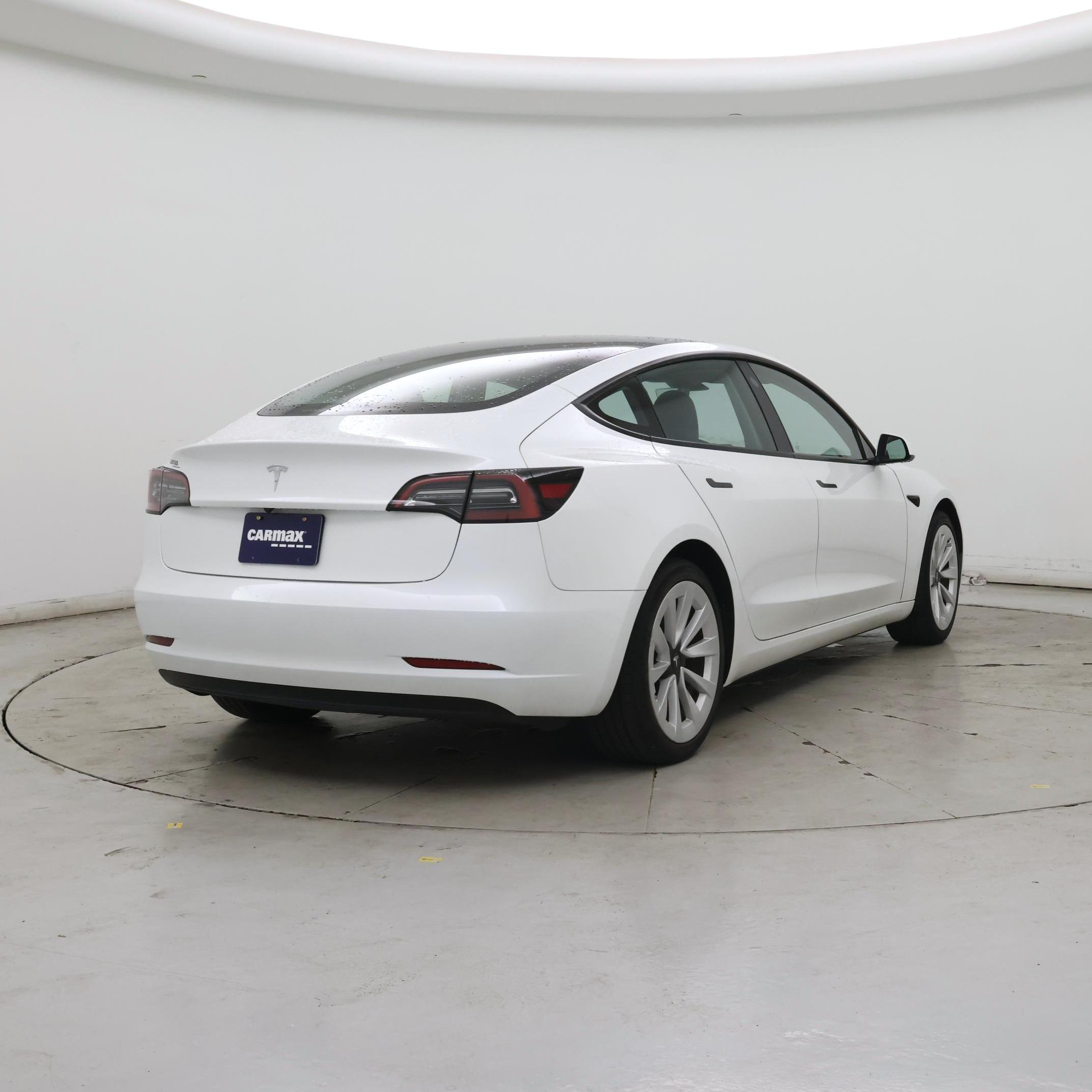 Thumbnail: 2023 Tesla Model 3 - 8