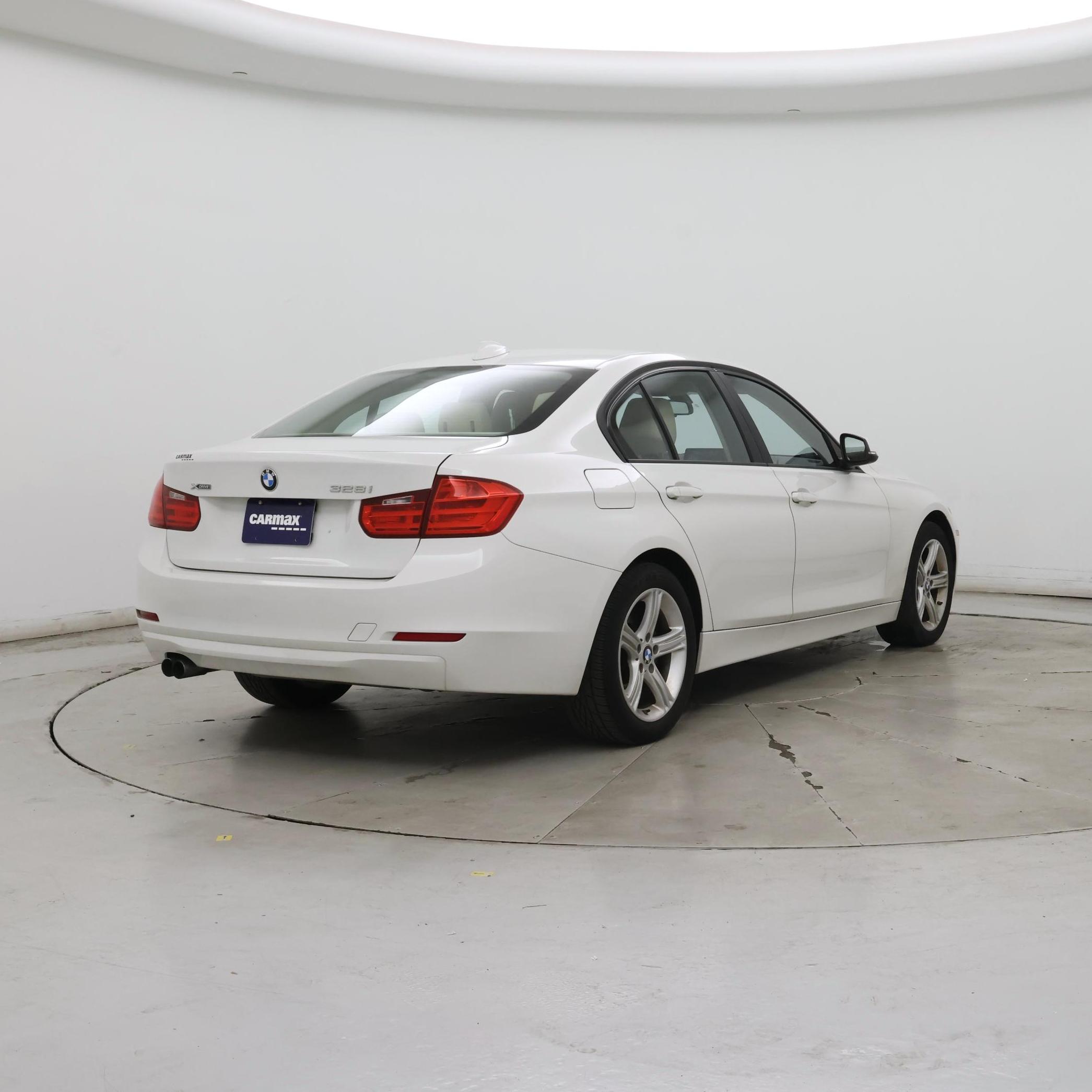 Thumbnail: 2015 BMW 3 Series - 8