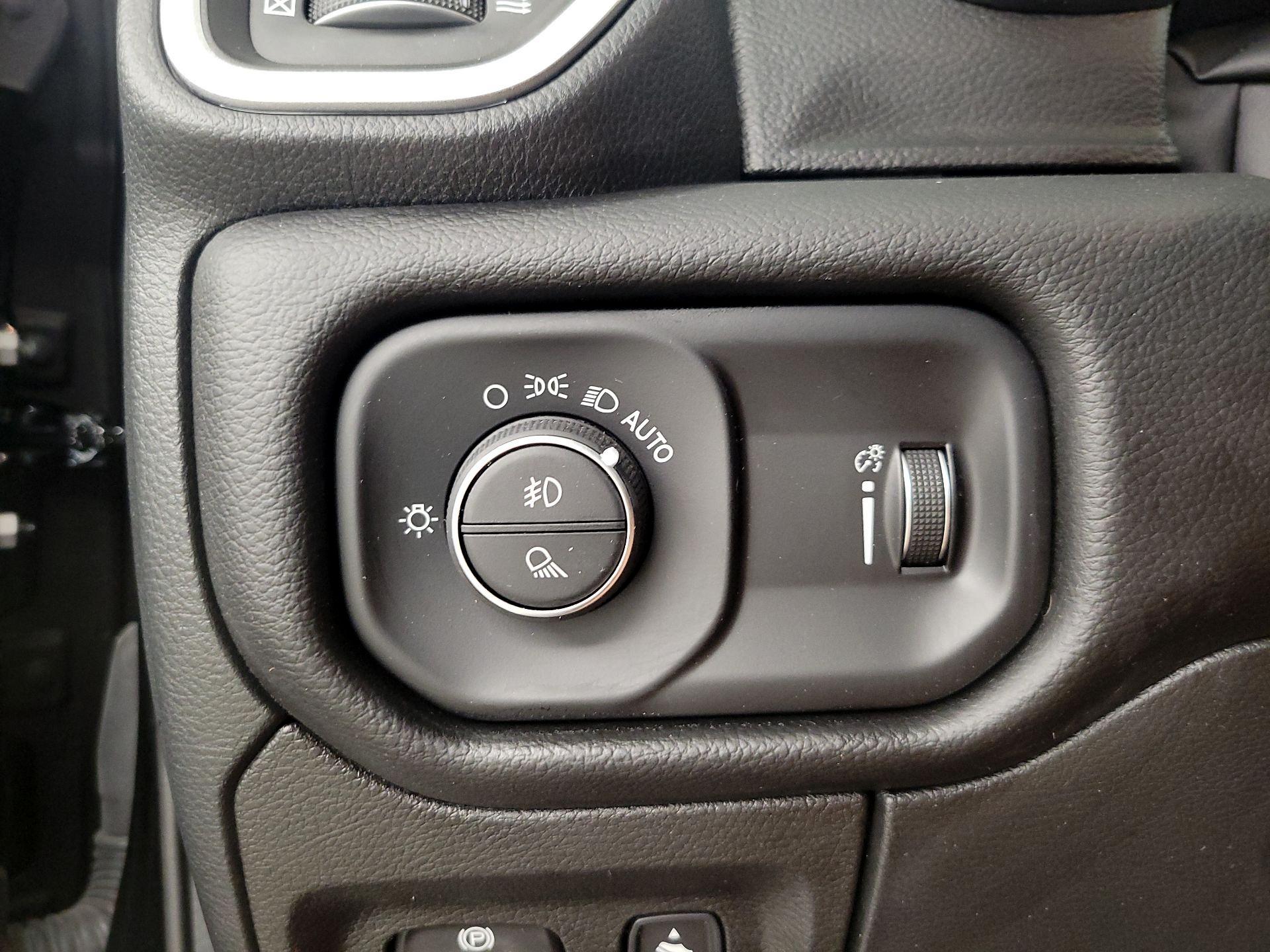 Thumbnail: 2022 RAM 1500 - 13