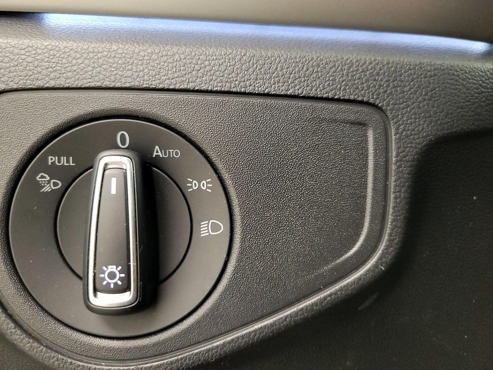2023 Volkswagen Atlas SEL - Photo 14