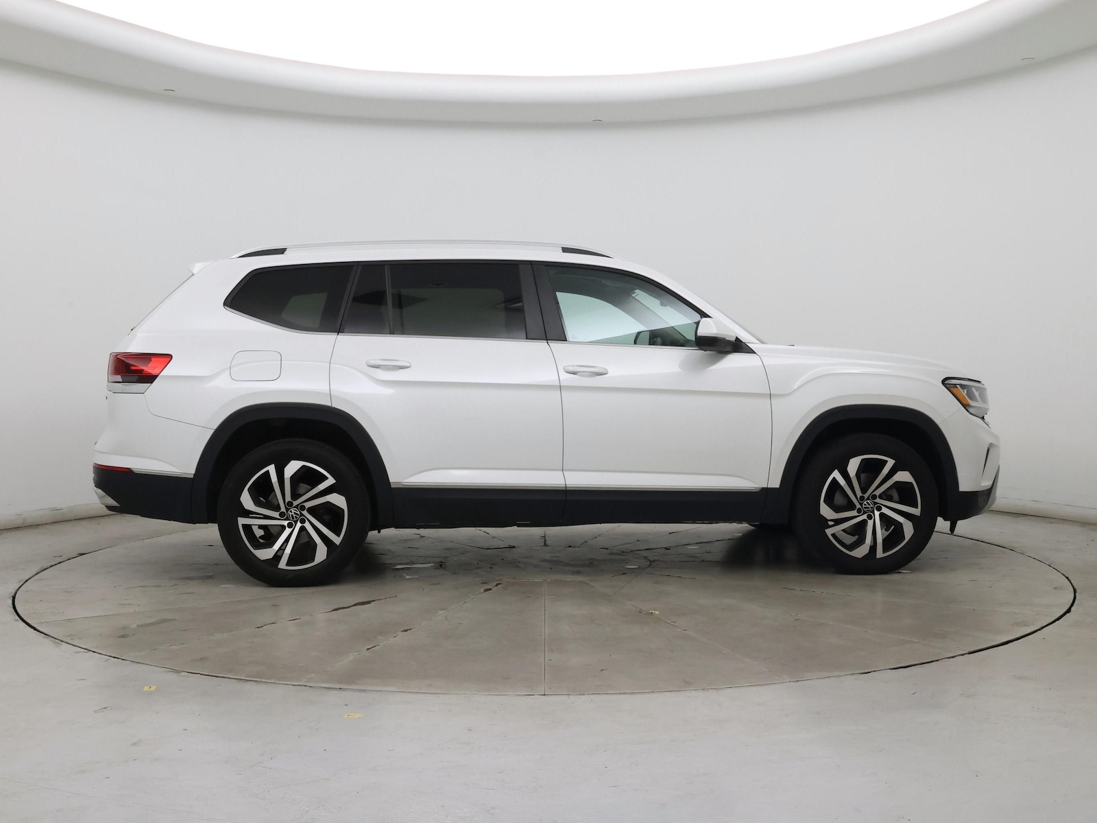 2023 Volkswagen Atlas SEL - Photo 8