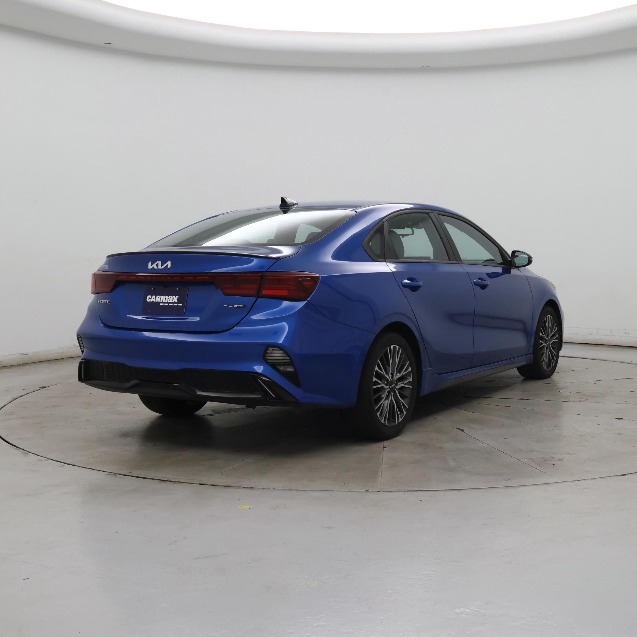 Thumbnail: 2022 Kia Forte - 8