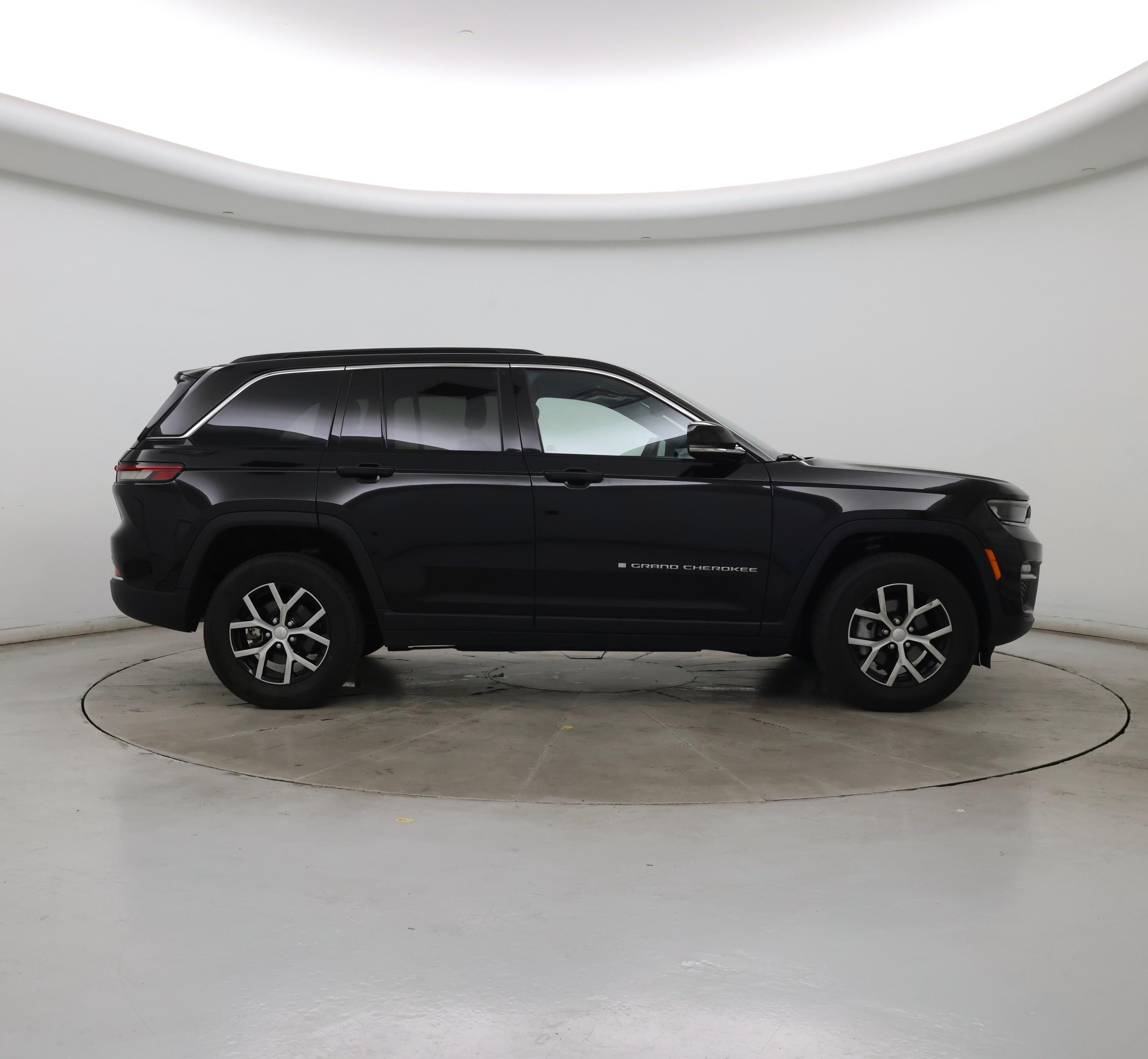 Thumbnail: 2024 Jeep Grand Cherokee - 7