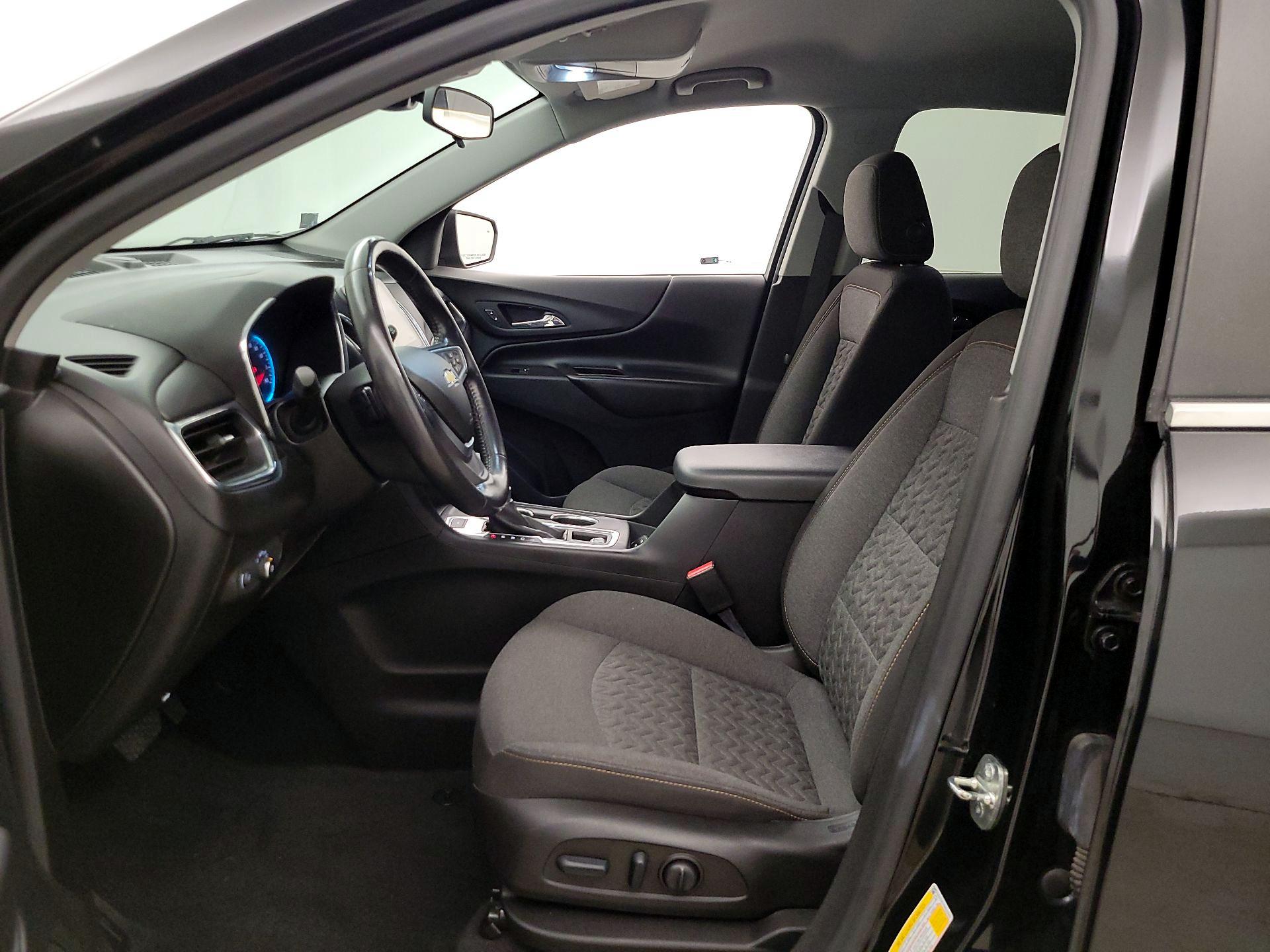 Thumbnail: 2022 Chevrolet Equinox - 11