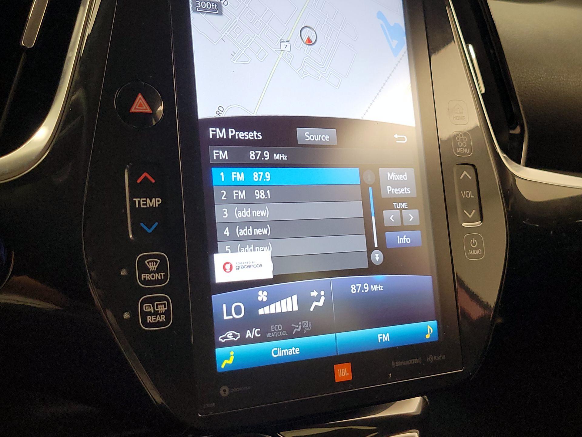 Thumbnail: 2022 Toyota Prius Prime - 16