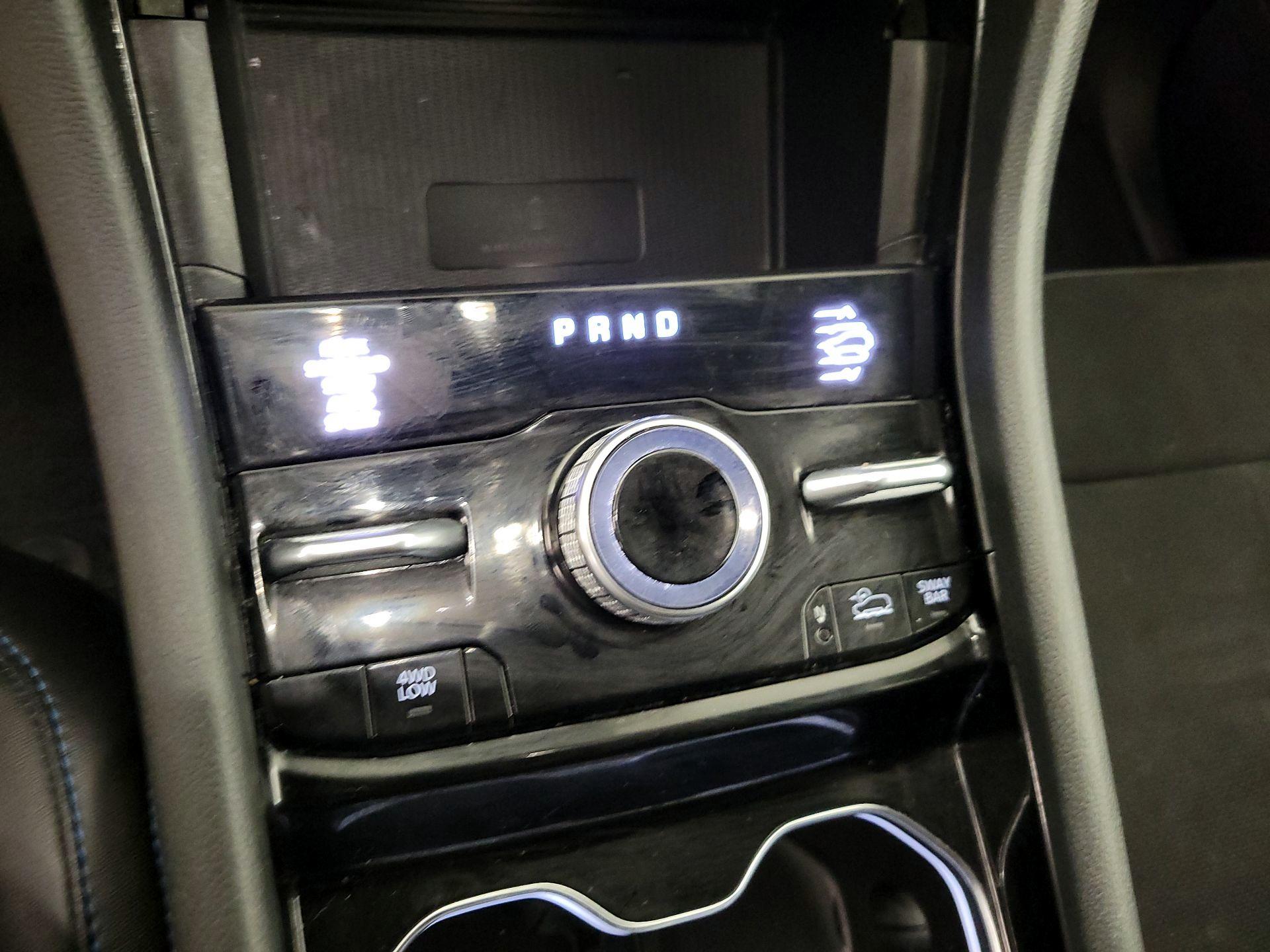 Thumbnail: 2023 Jeep Grand Cherokee - 18