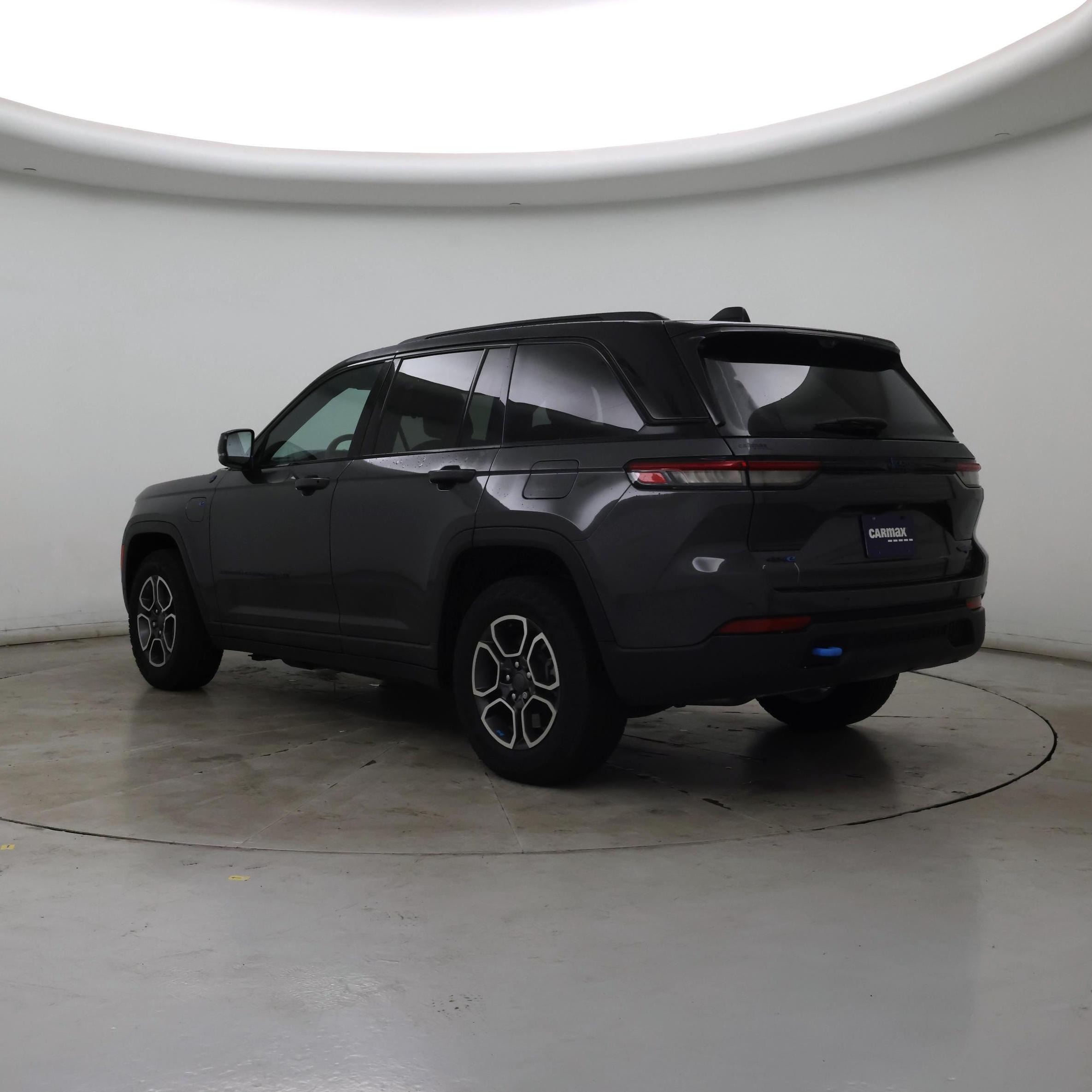 Thumbnail: 2023 Jeep Grand Cherokee - 2