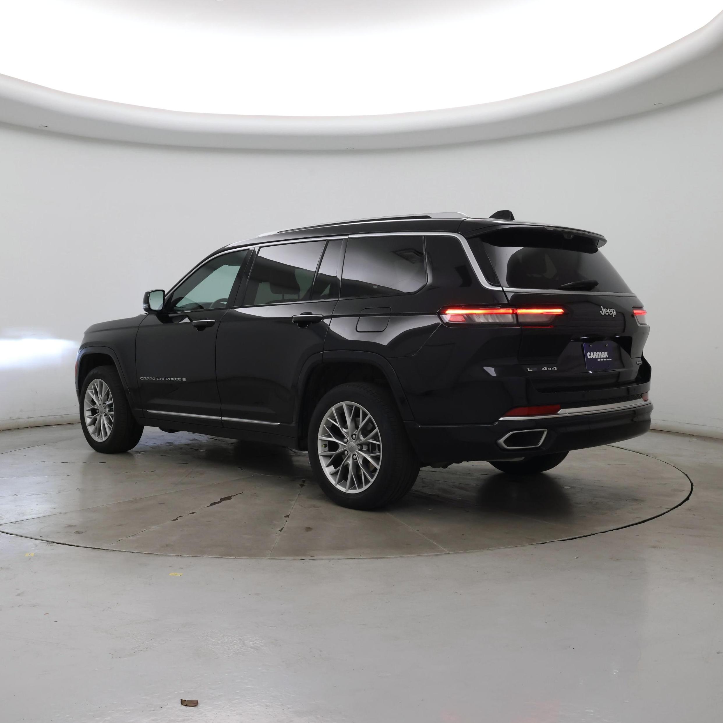Thumbnail: 2023 Jeep Grand Cherokee L - 2