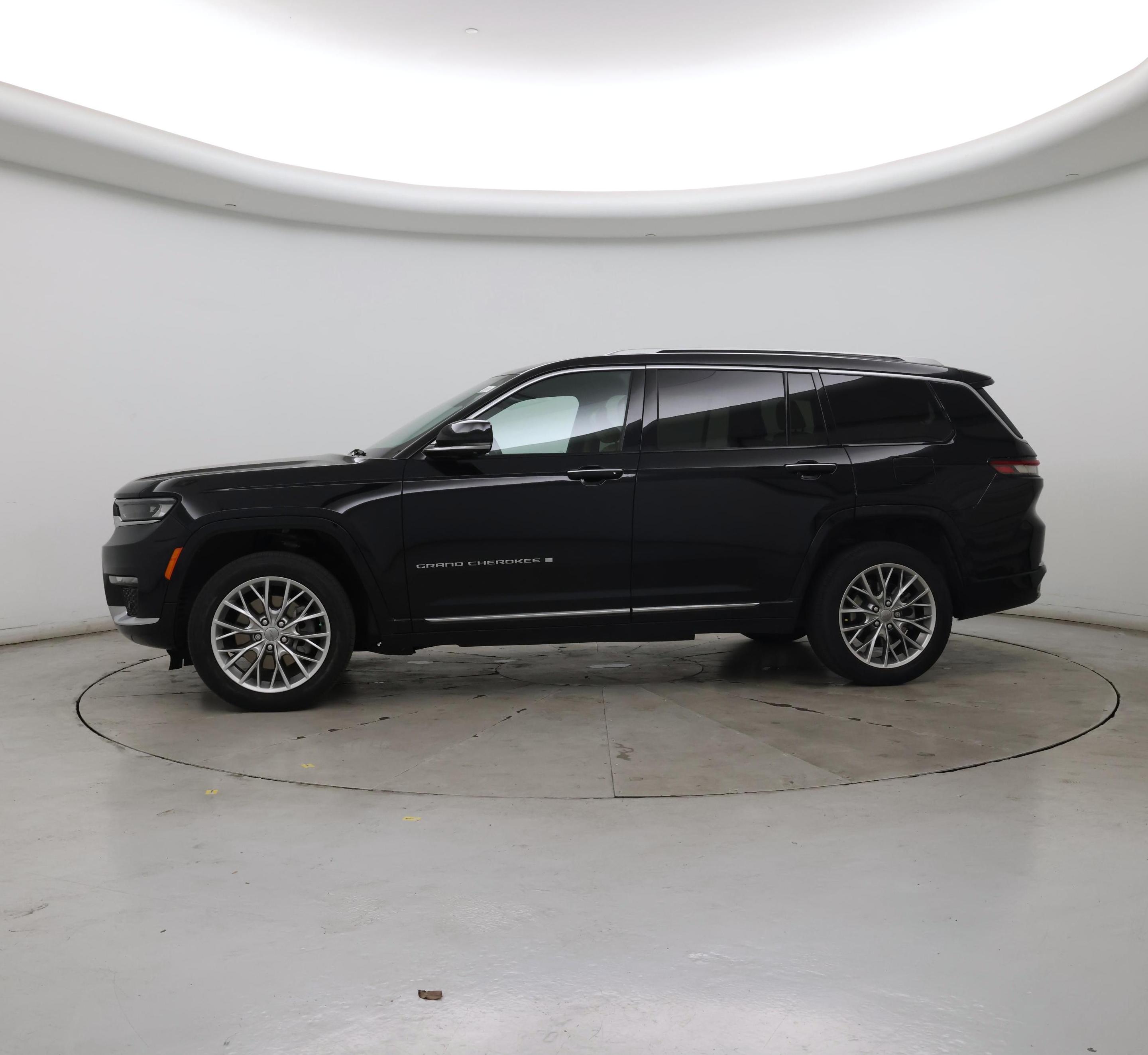 Thumbnail: 2023 Jeep Grand Cherokee L - 3