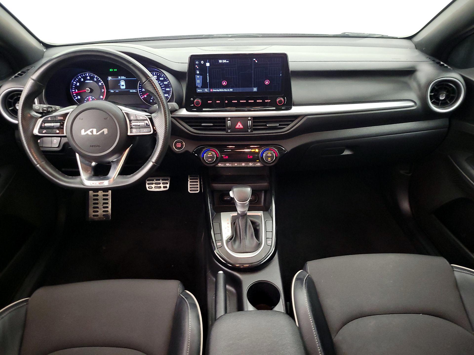 Thumbnail: 2023 Kia Forte - 9