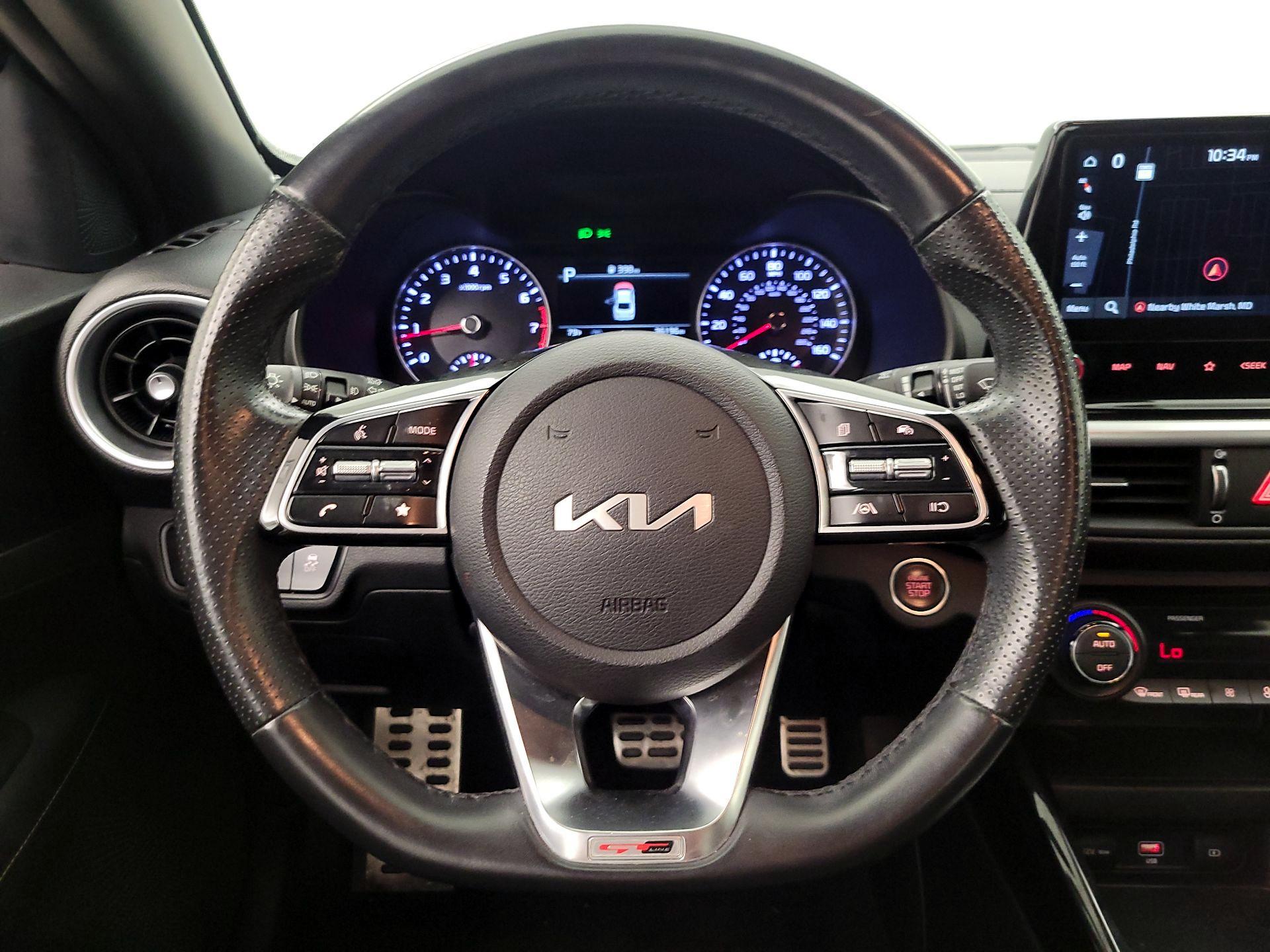 Thumbnail: 2023 Kia Forte - 10