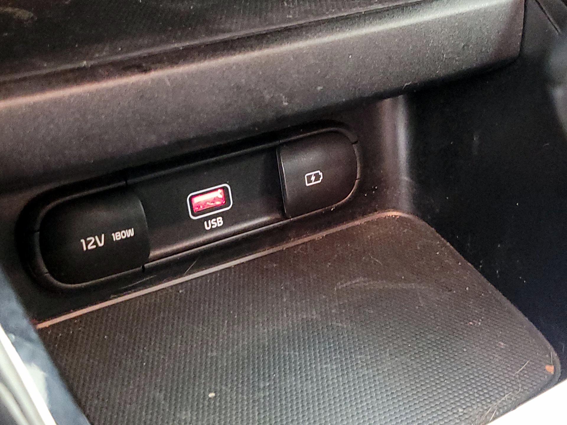 Thumbnail: 2023 Kia Forte - 19